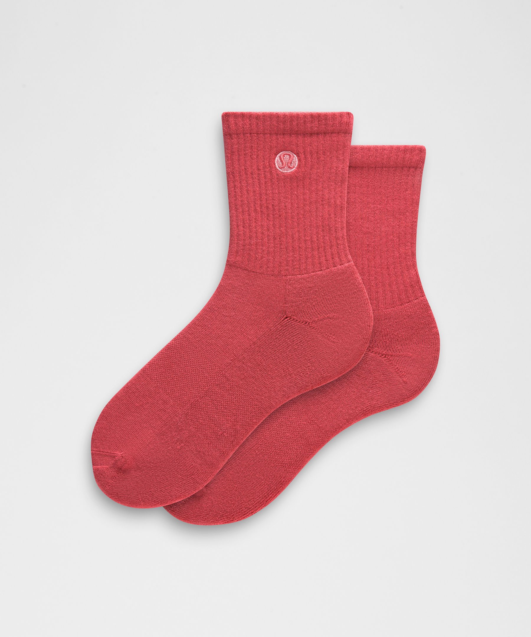 Unisex Daily Essential Quarter Socks - Red