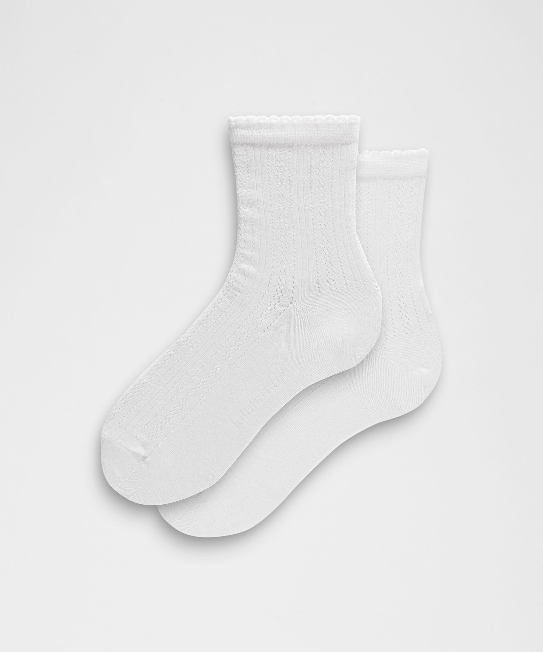 Unisex Pointelle Quarter Socks - White,Neutral