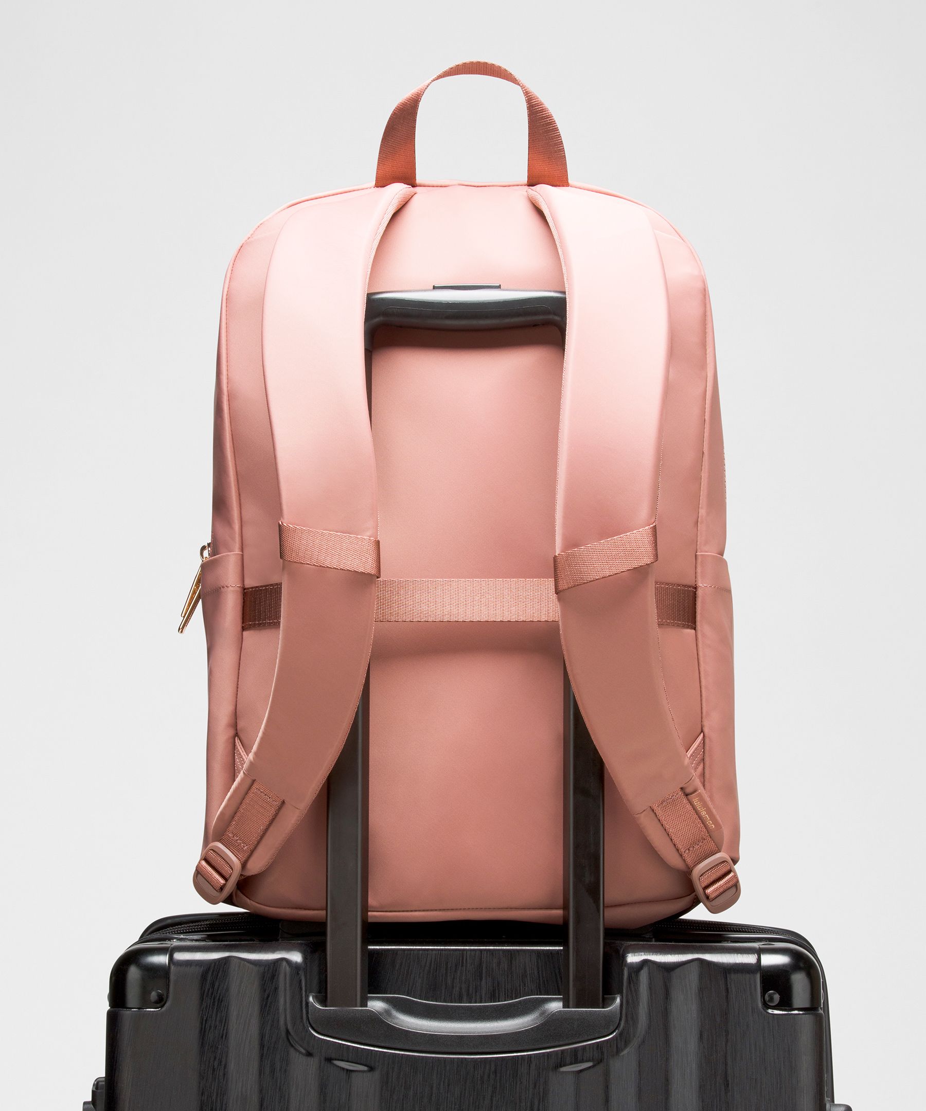 Lululemon Everywhere Backpack 22l