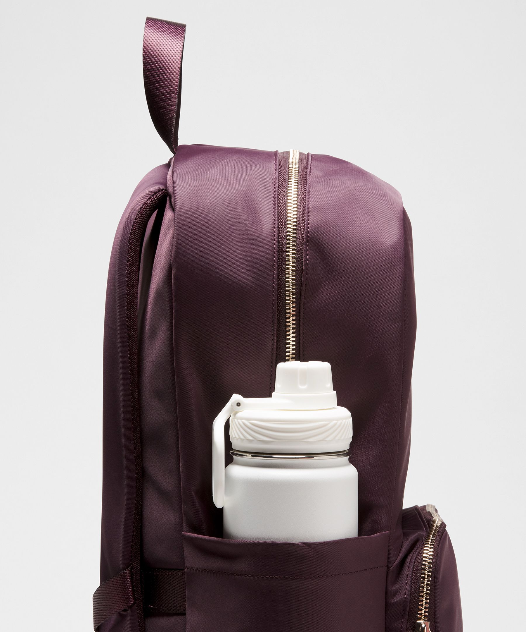 Everywhere Backpack 22L *Metal Hardware