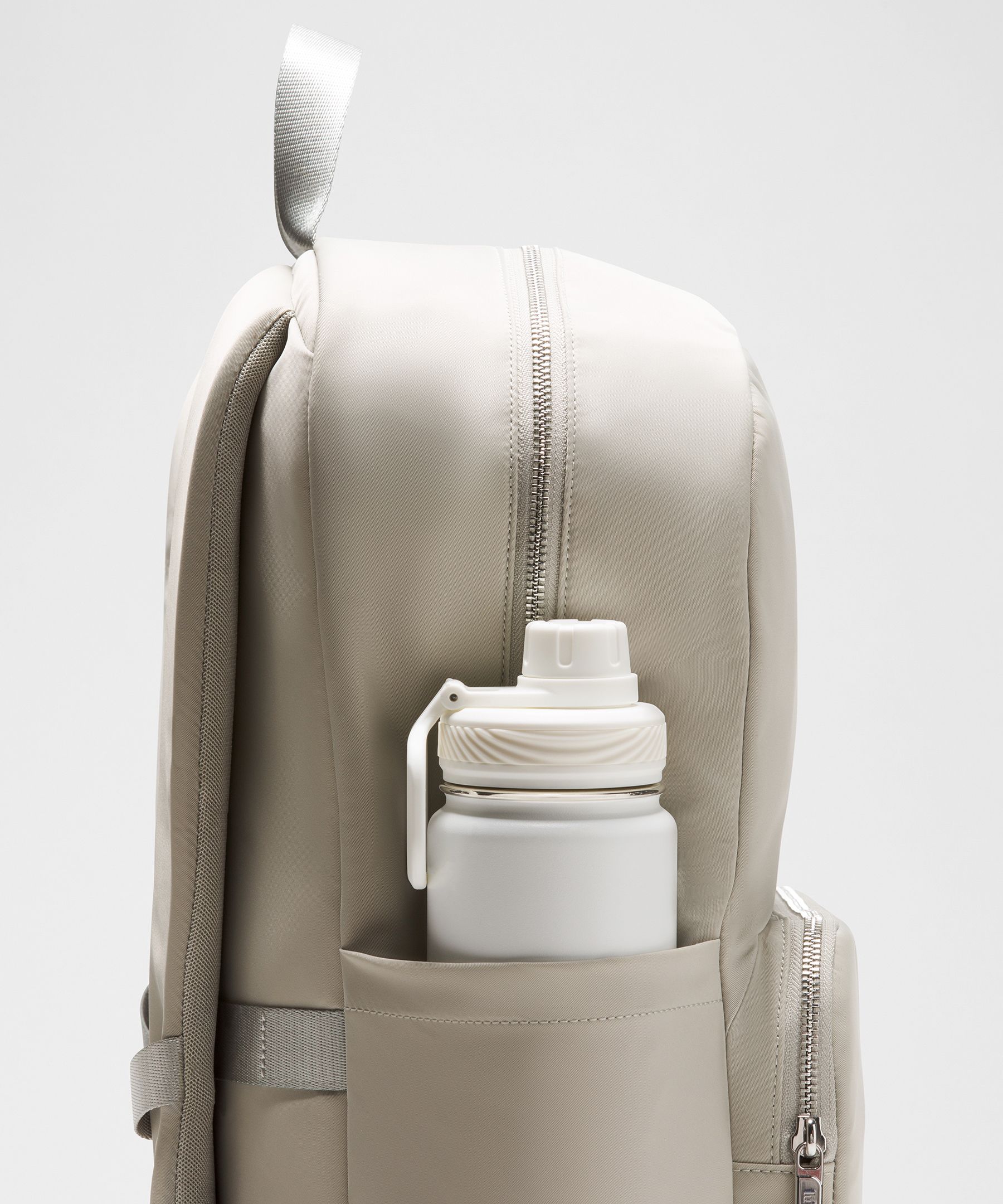 Everywhere Backpack 22L
