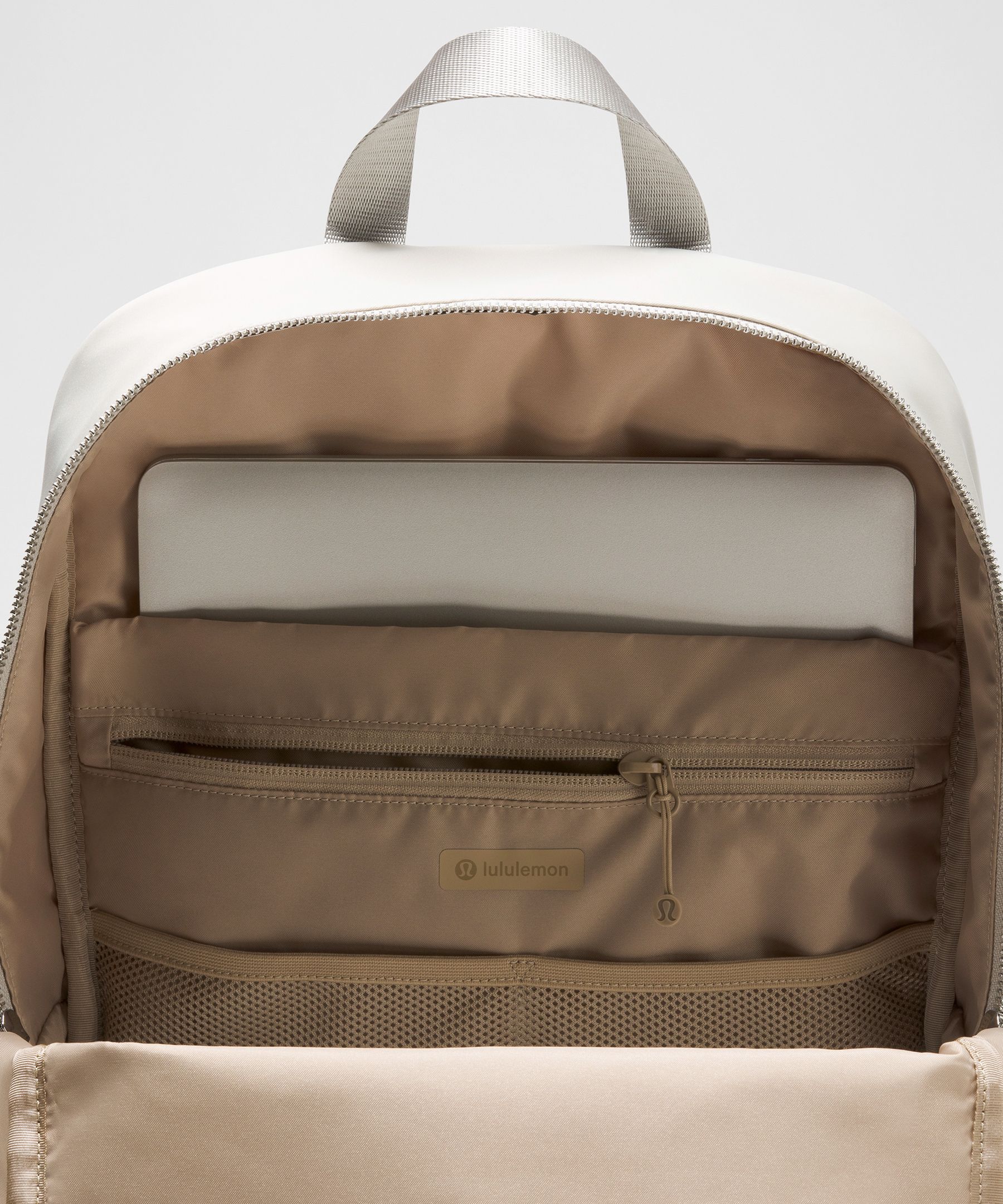 Everywhere Backpack 22L