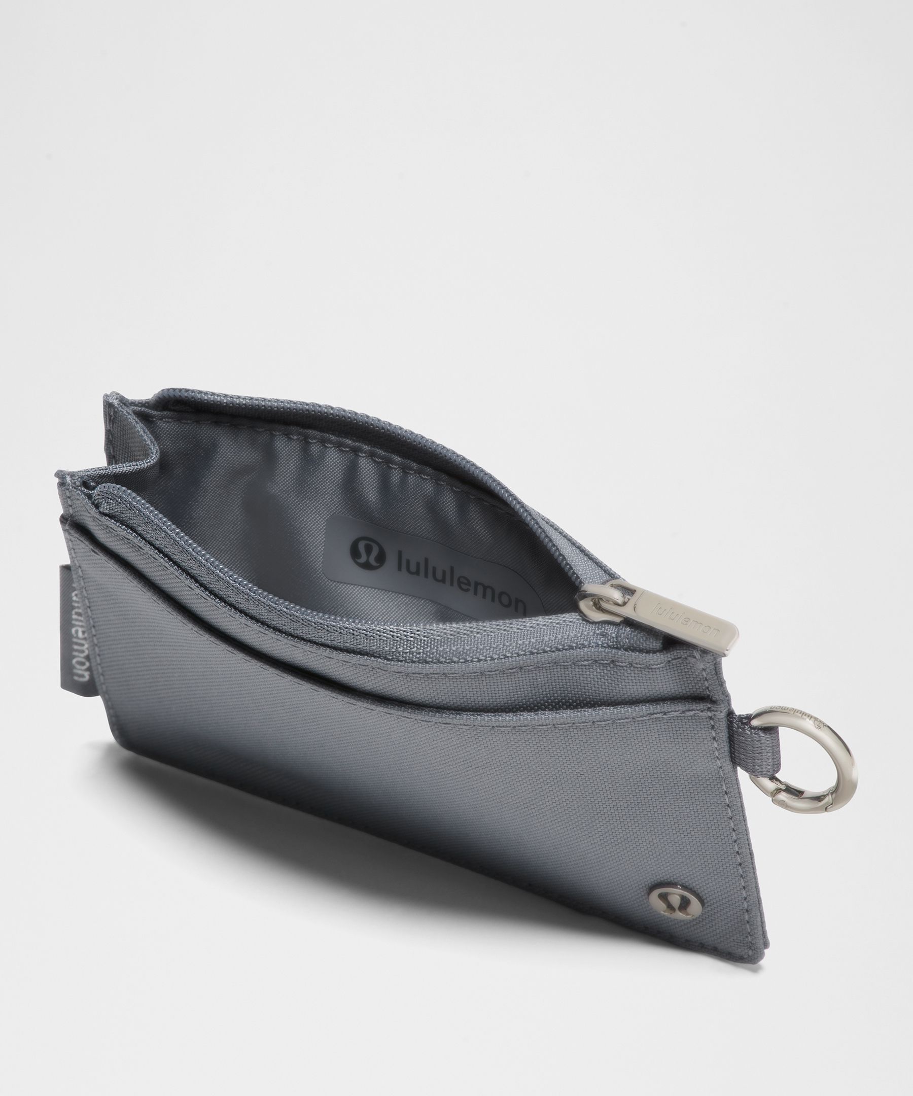 Lululemon - Clippable Card Case - Solar Grey