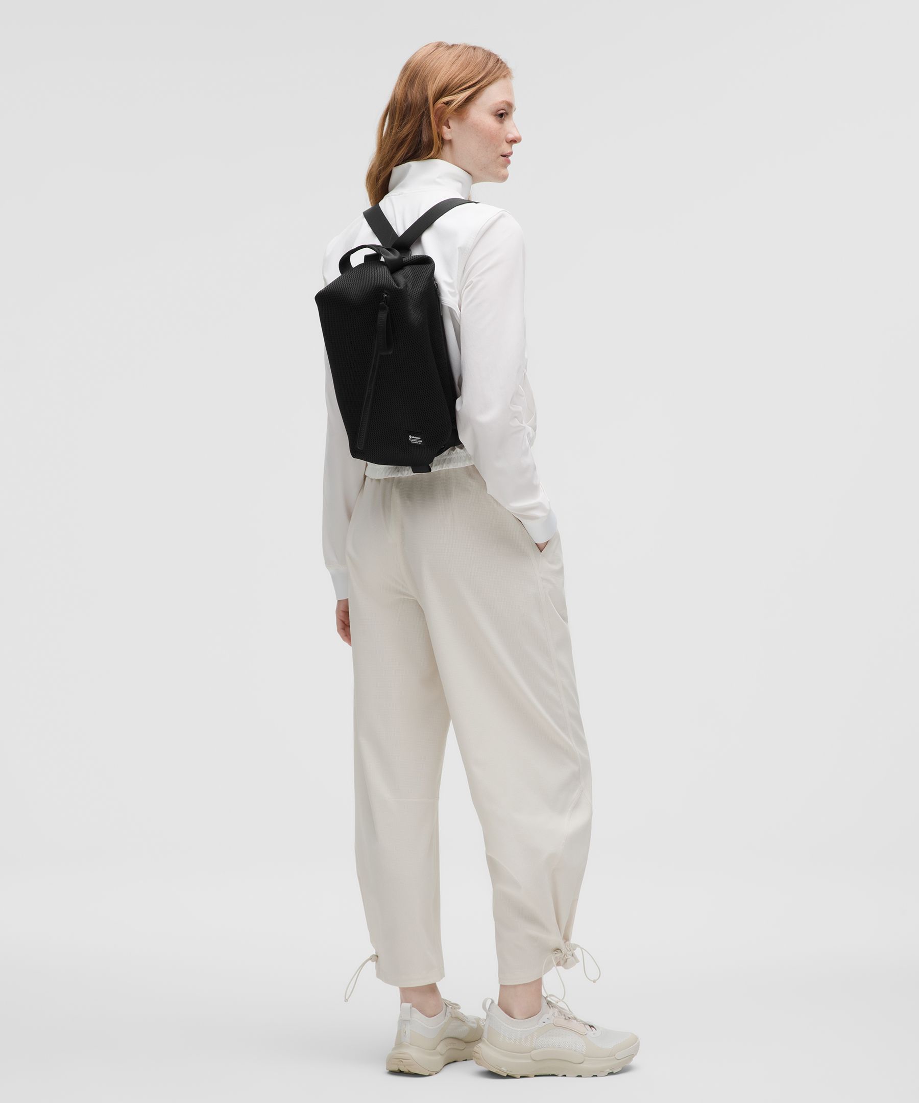 Shop Lululemon - Fast Track Bag 8l  - Black,neutral