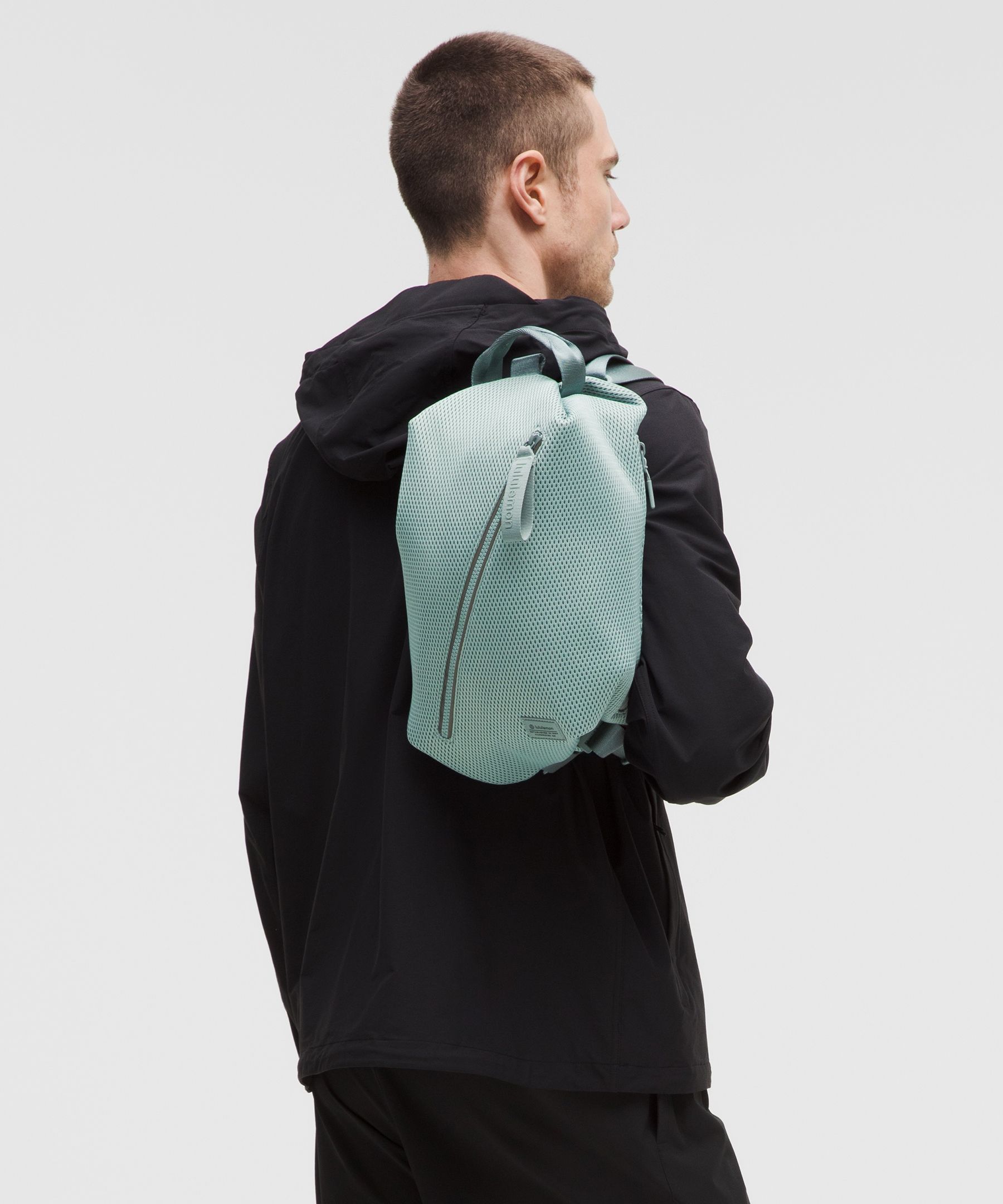 Fast Track Bag 8L *Knit Mesh | Men's Bags,Purses,Wallets | lululemon