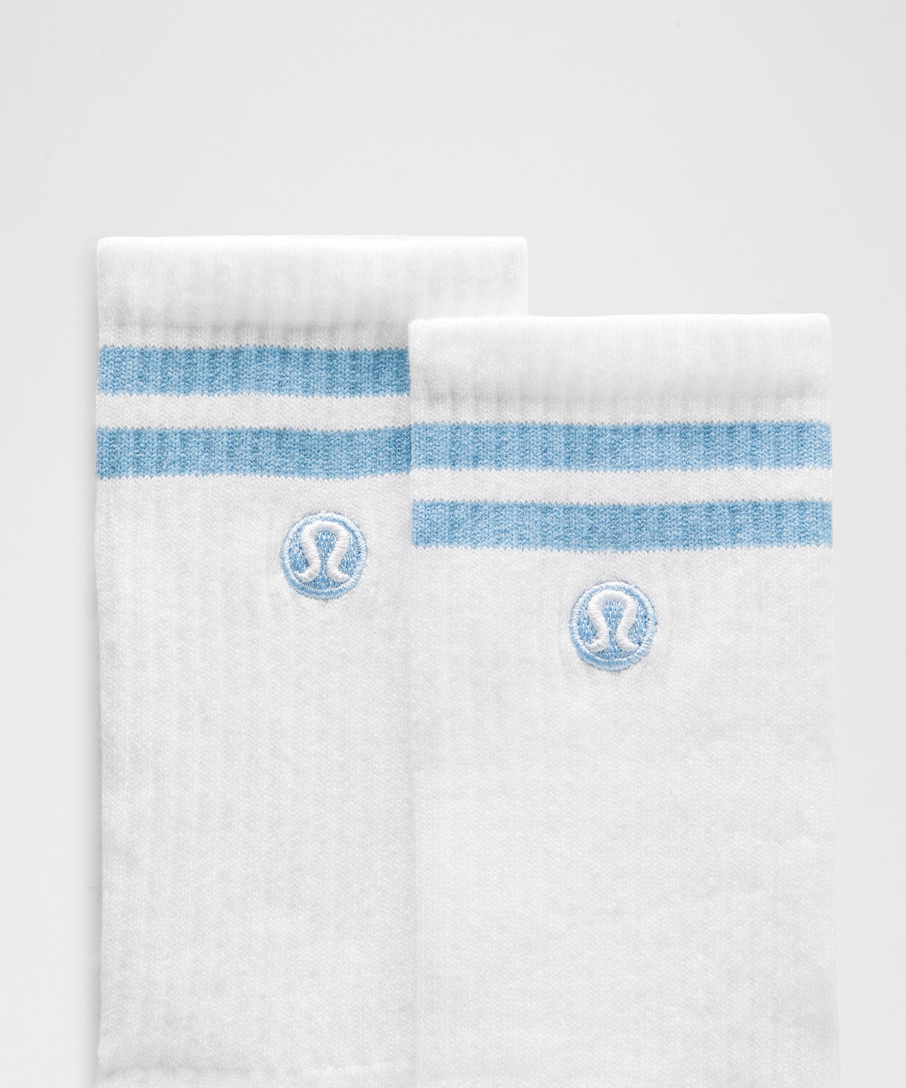 Unisex Daily Essential Crew Socks 3 Pack