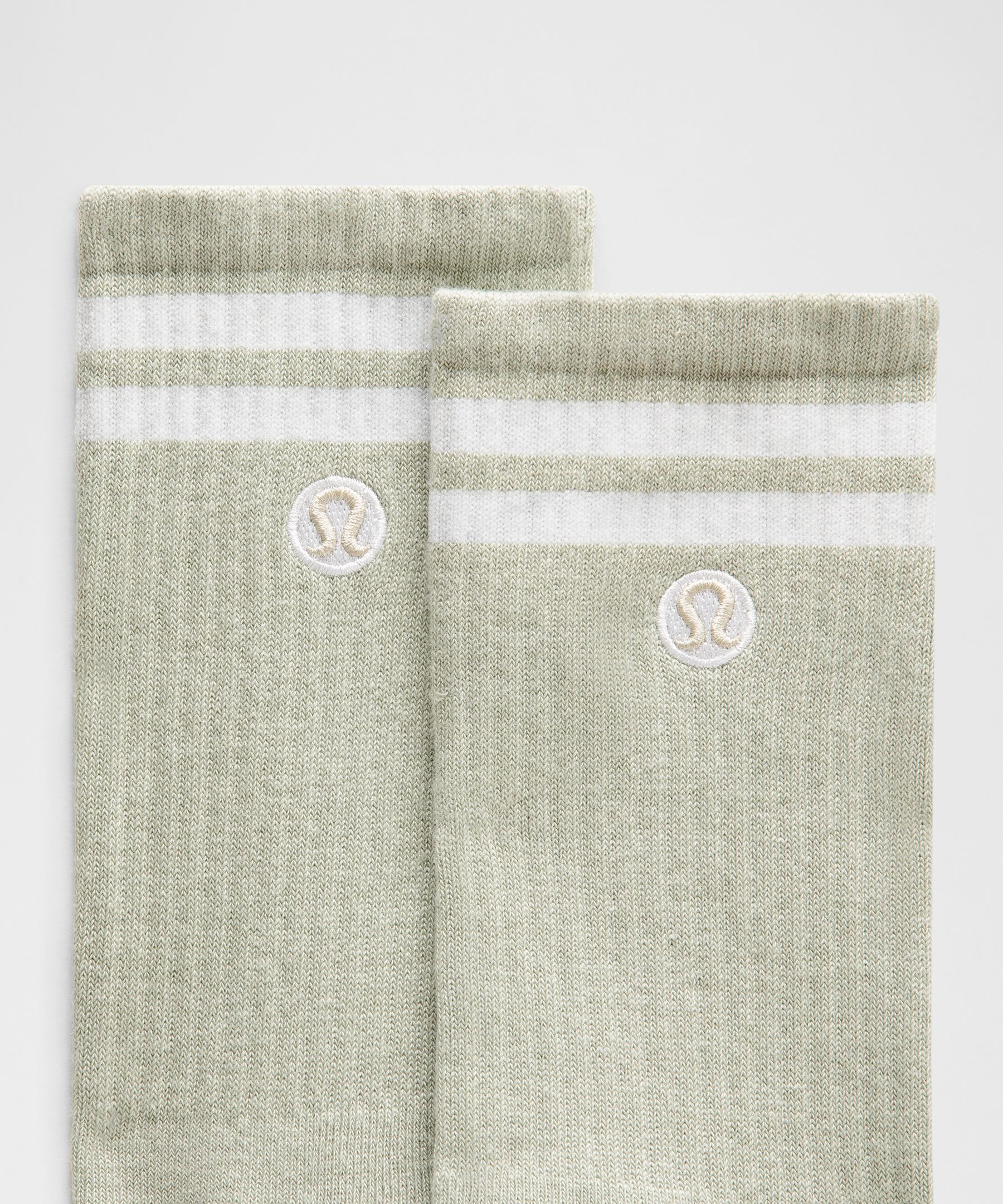 Unisex Daily Essential Crew Socks *Stripe