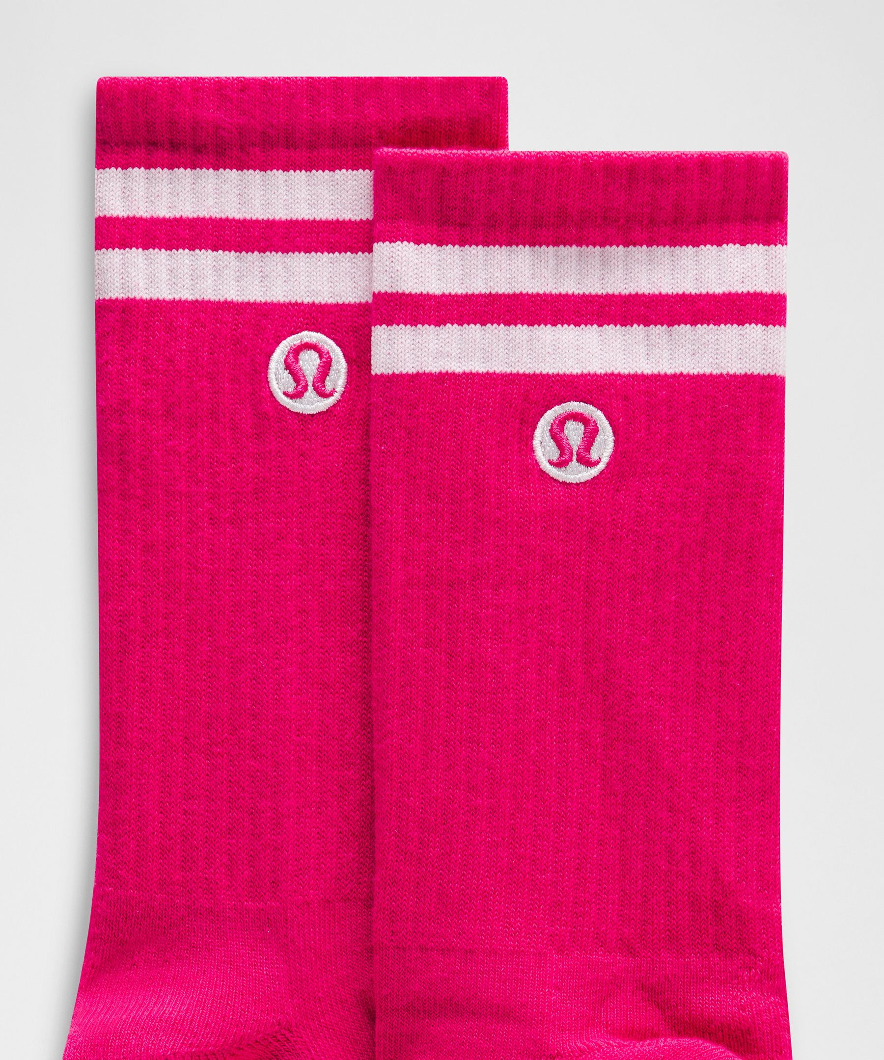 Lululemon Unisex Daily Essential Crew Socks In Pink