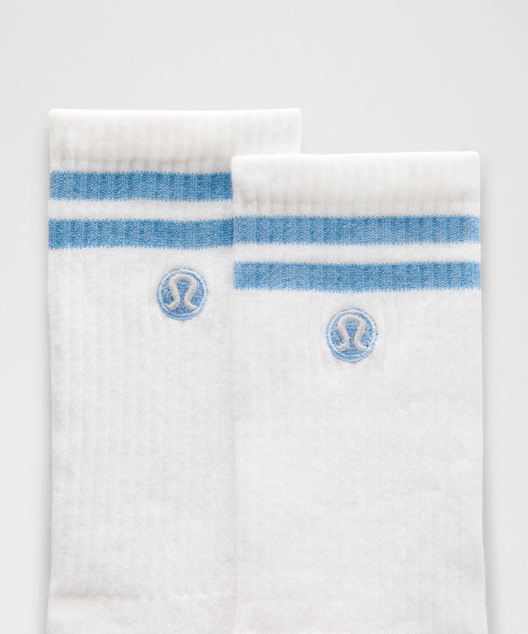 Unisex Daily Essential Crew Socks