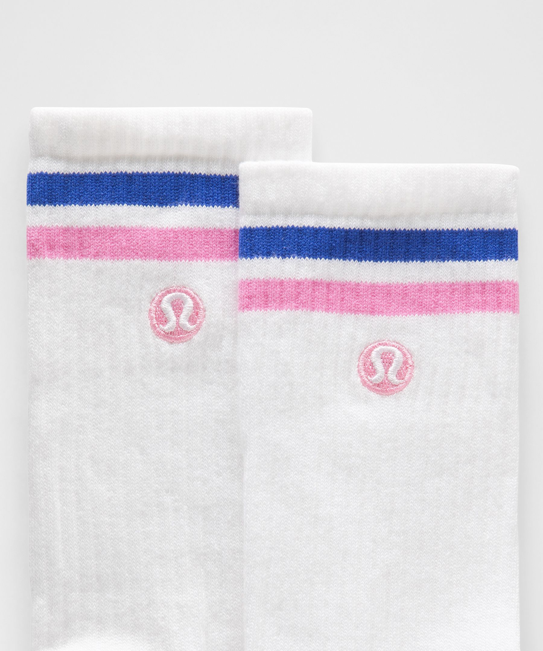 Calcetines unisex Daily Essential tipo crew *Con rayas