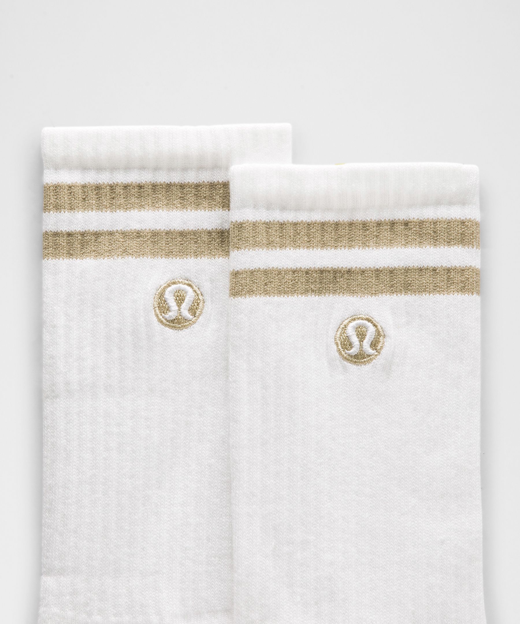Unisex Daily Essential Crew Socks