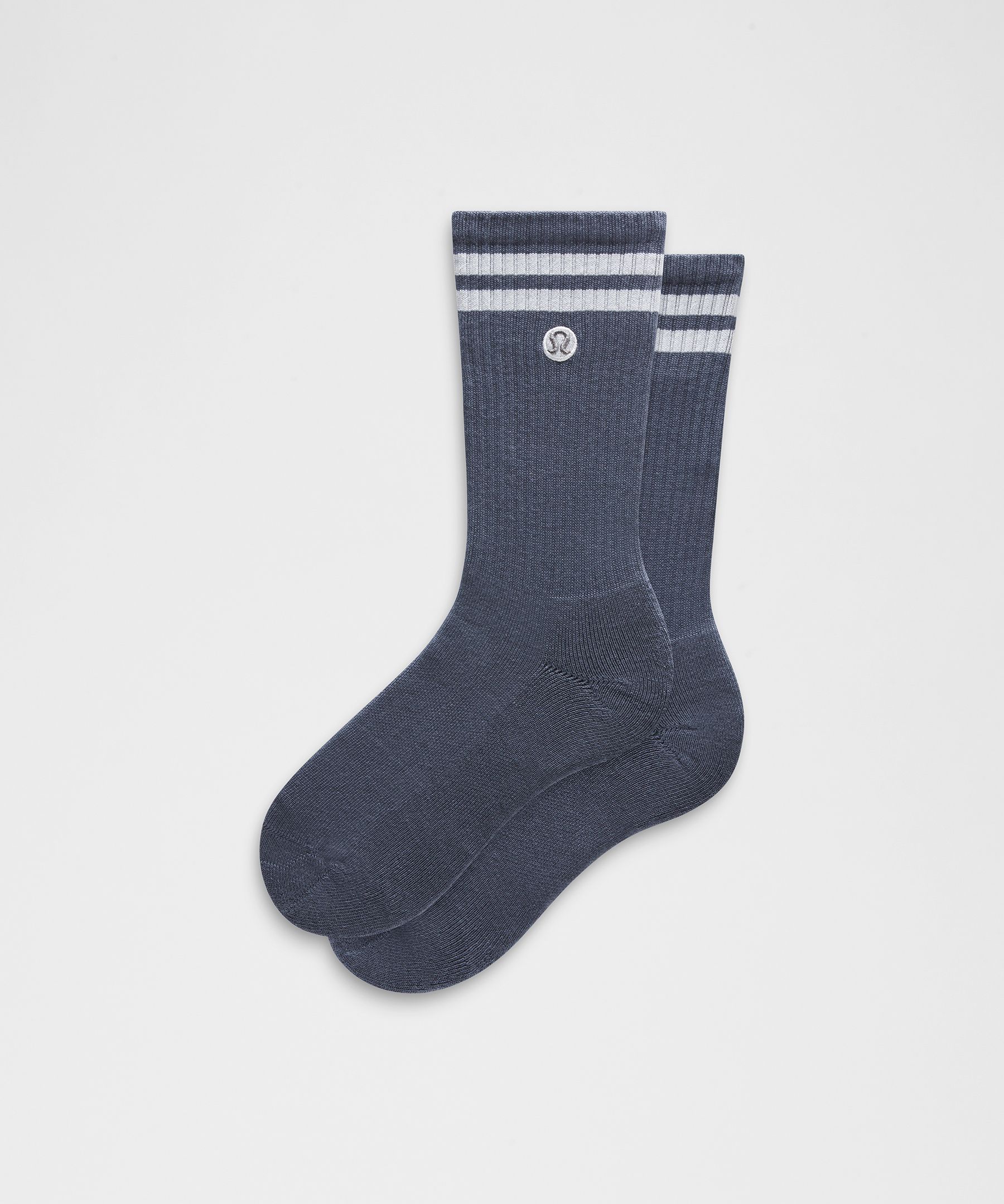 Calcetines unisex Daily Essential tipo crew *Con rayas
