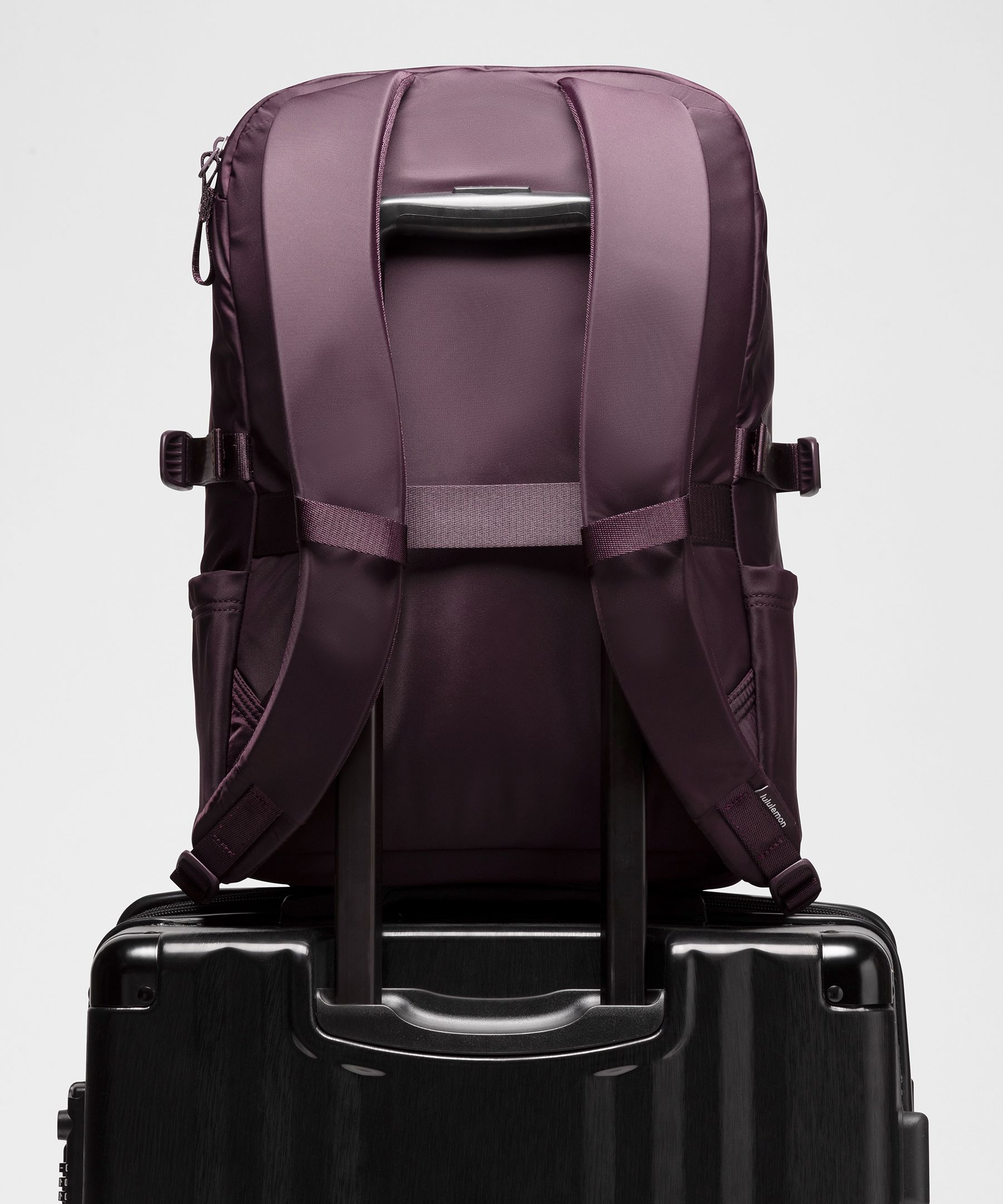 New Crew Backpack 22L