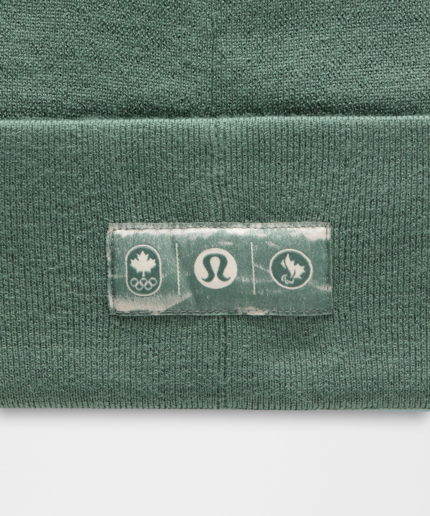 Lululemon Team Canada Future Legacy Warm Revelation Beanie