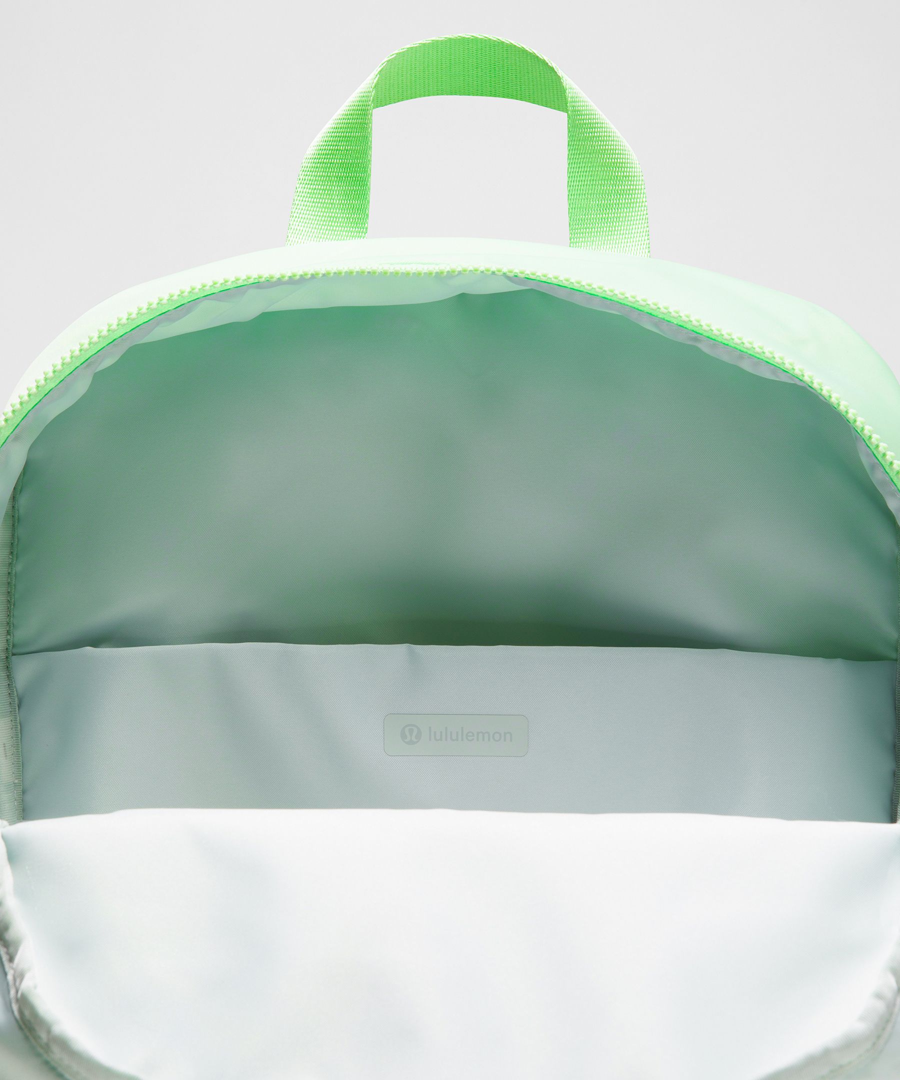 Lululemon - Everywhere Backpack 22l - Green/citra Lime/ocean Air