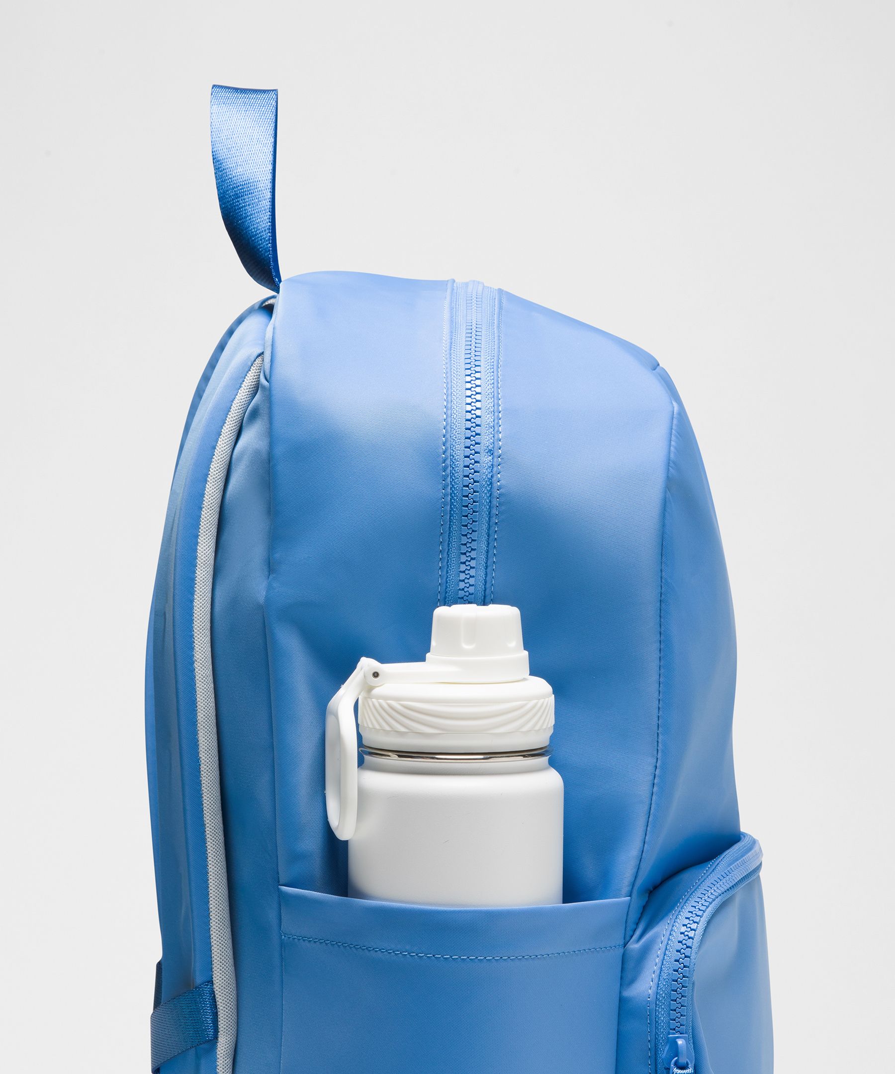 Lululemon - Everywhere Backpack 22l - Blue/pool Party/ocean Air