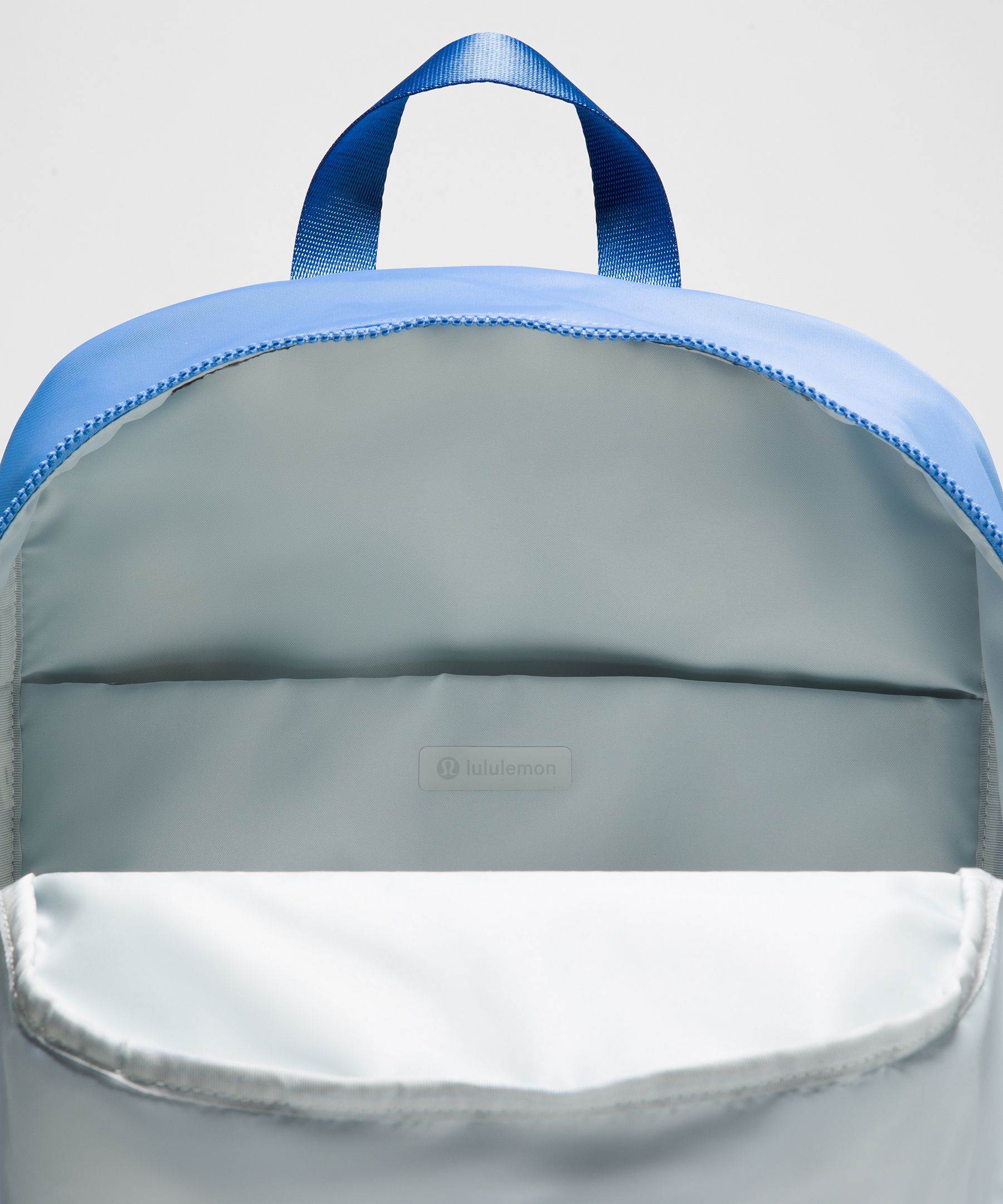 Lululemon - Everywhere Backpack 22l - Blue/pool Party/ocean Air