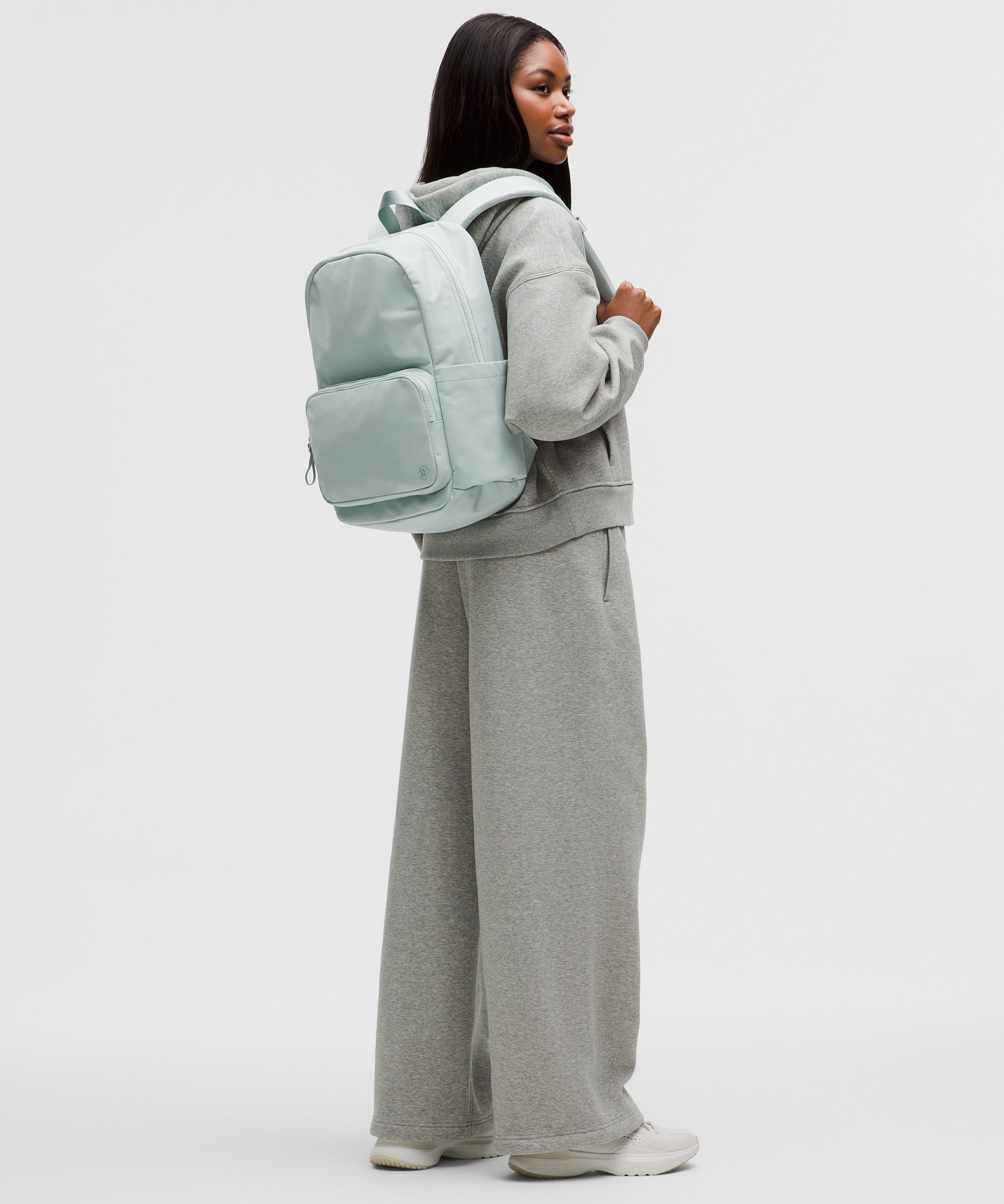 Everywhere Backpack 22L