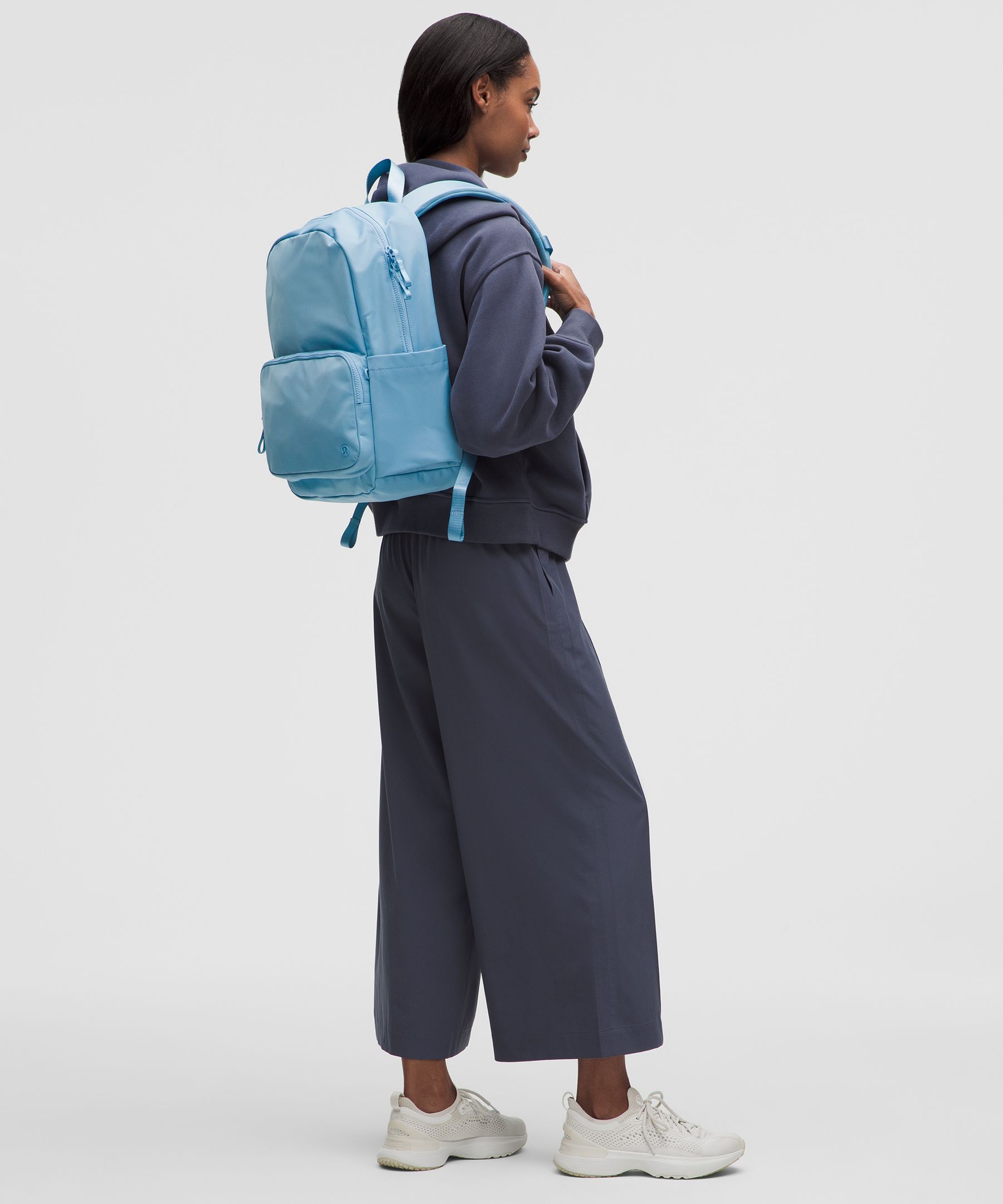 Everywhere Backpack 22L