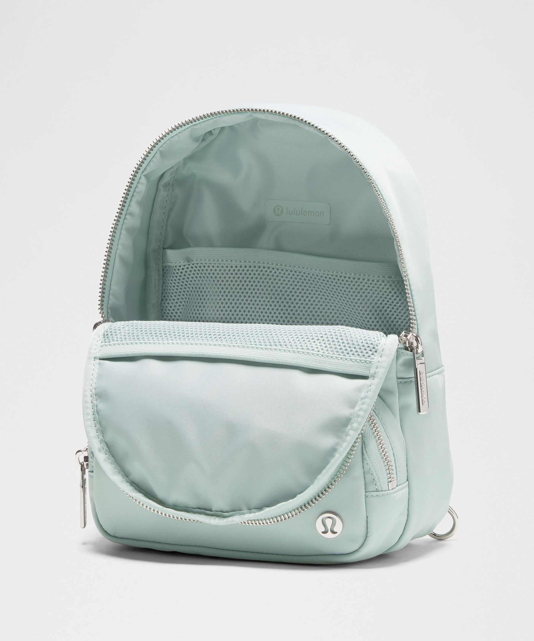 Everywhere Sling Bag 4.2L