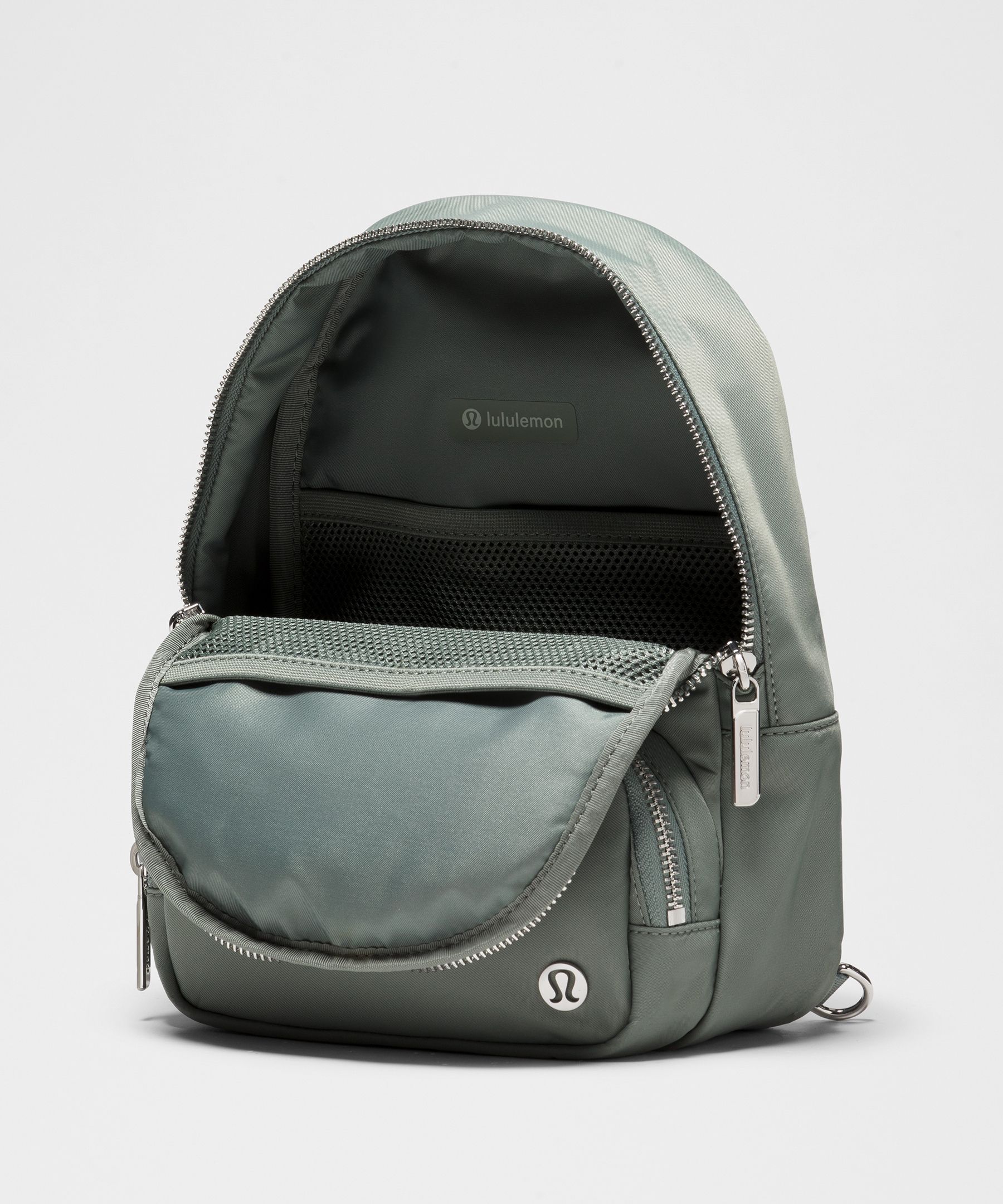 Everywhere Sling Bag 4.2L