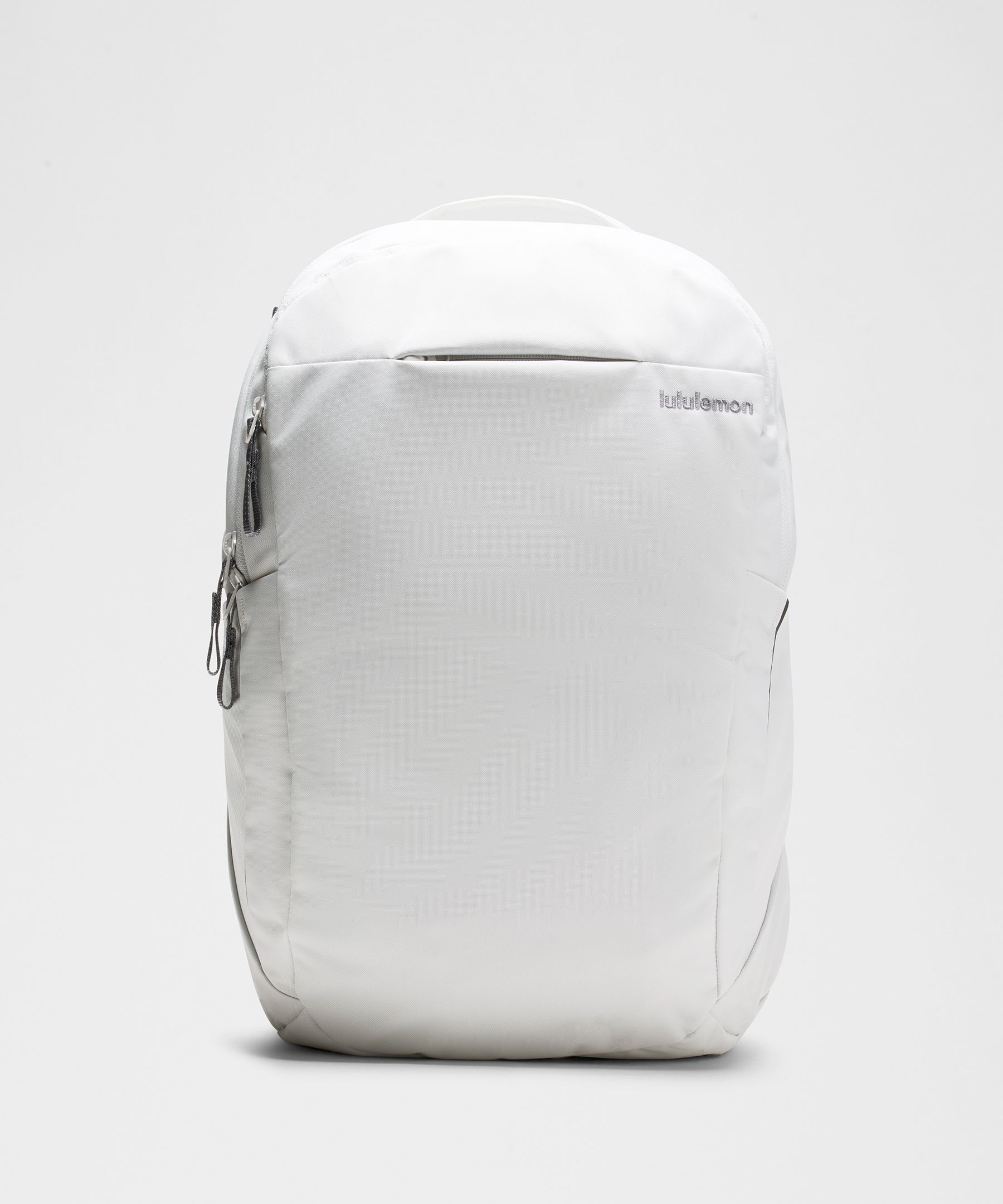 Triple-Zip Backpack 28L 