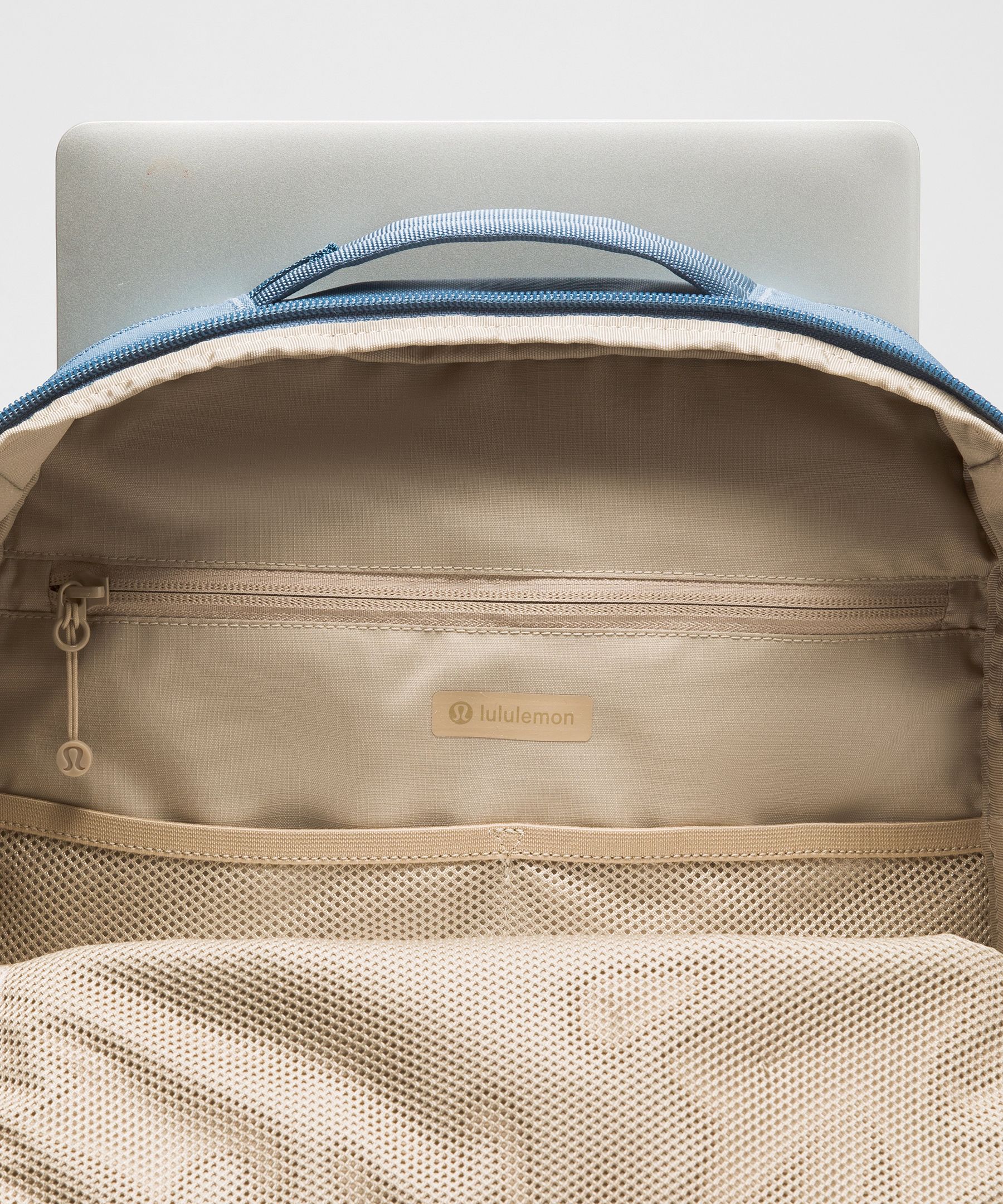 Triple-Zip Backpack 28L *Tech Canvas | Men's Bags,Purses,Wallets