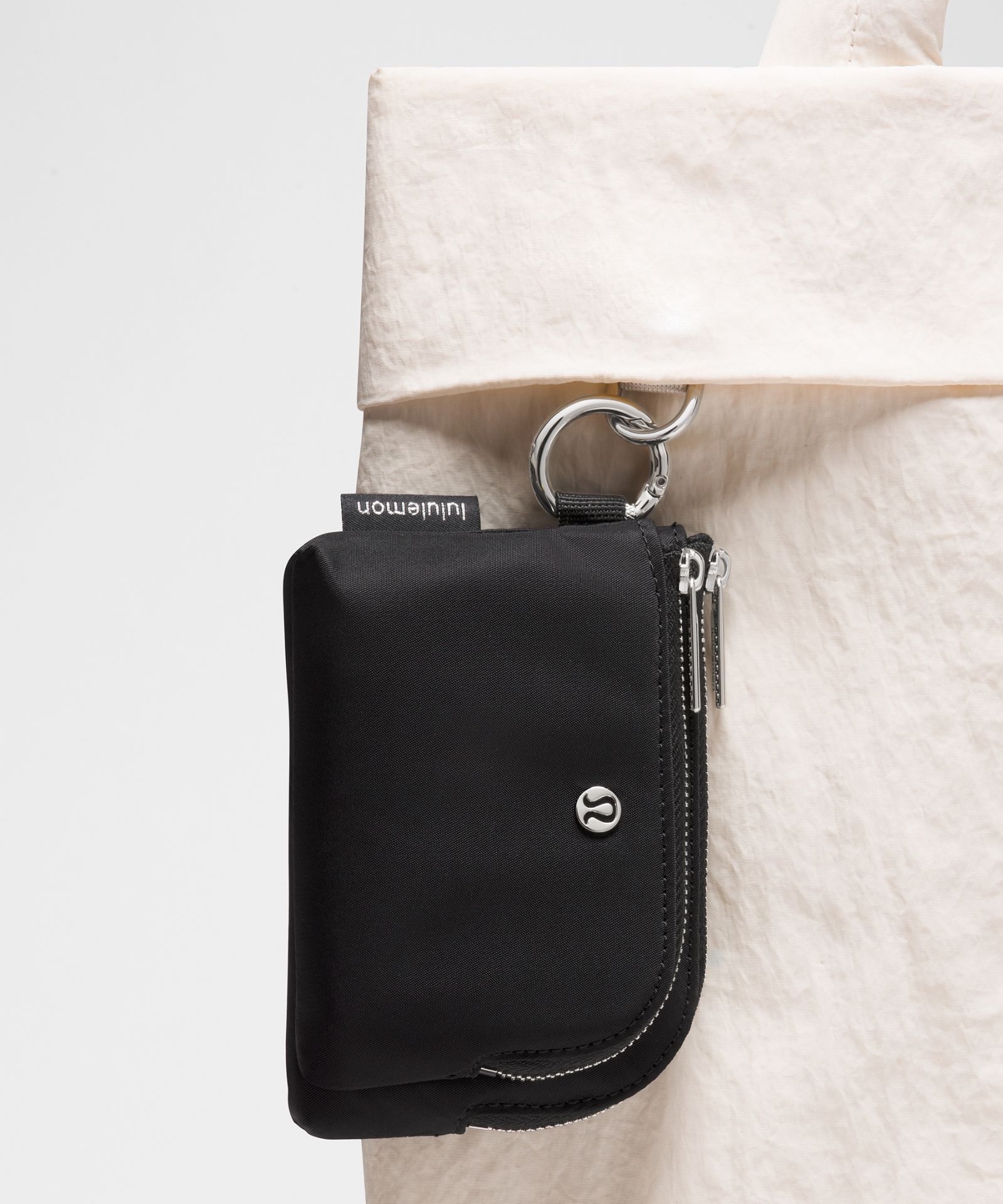 Кошелёк для карт Lululemon Double Zip Clippable — фото 2