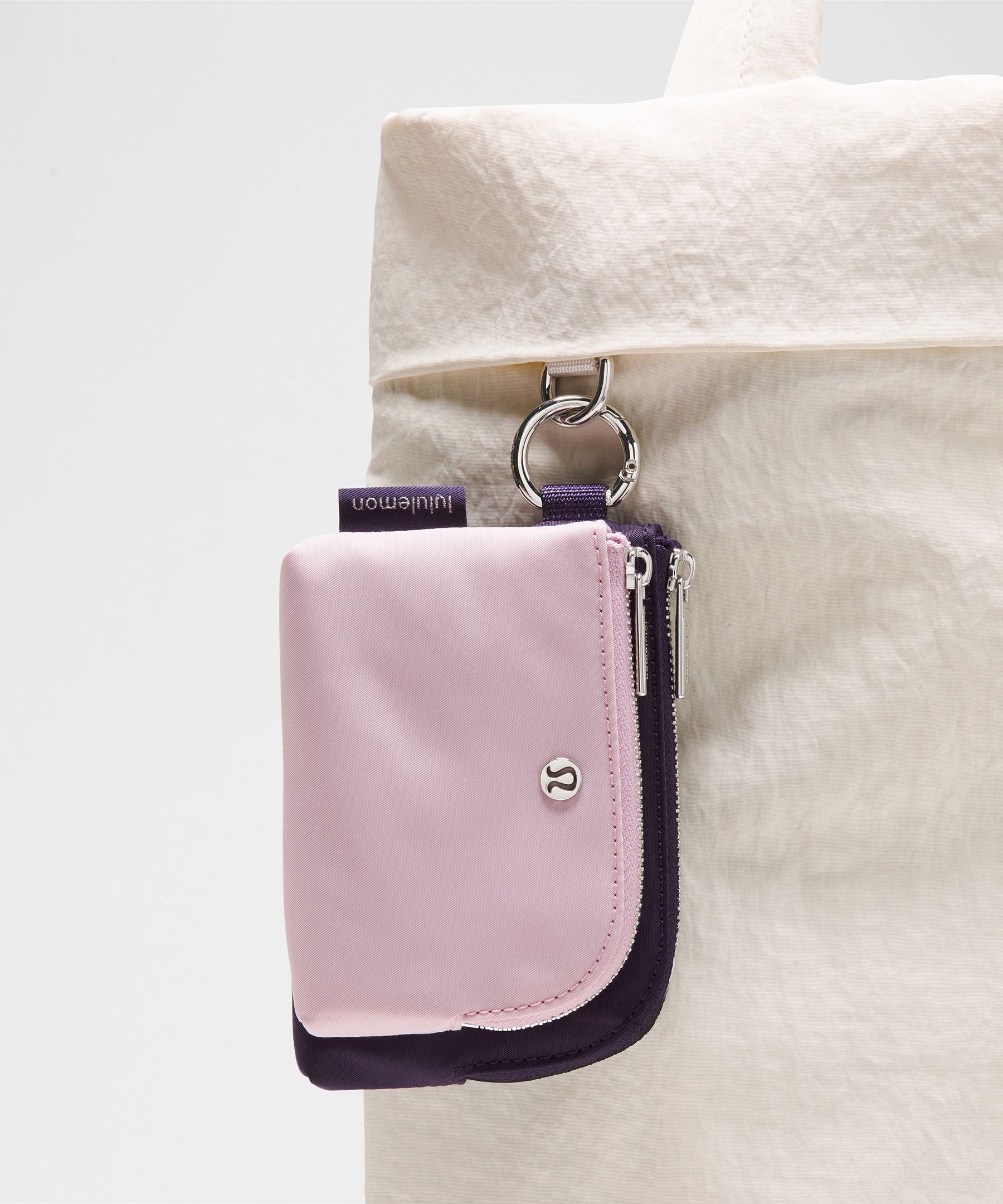 Double Zip Clippable Card Pouch