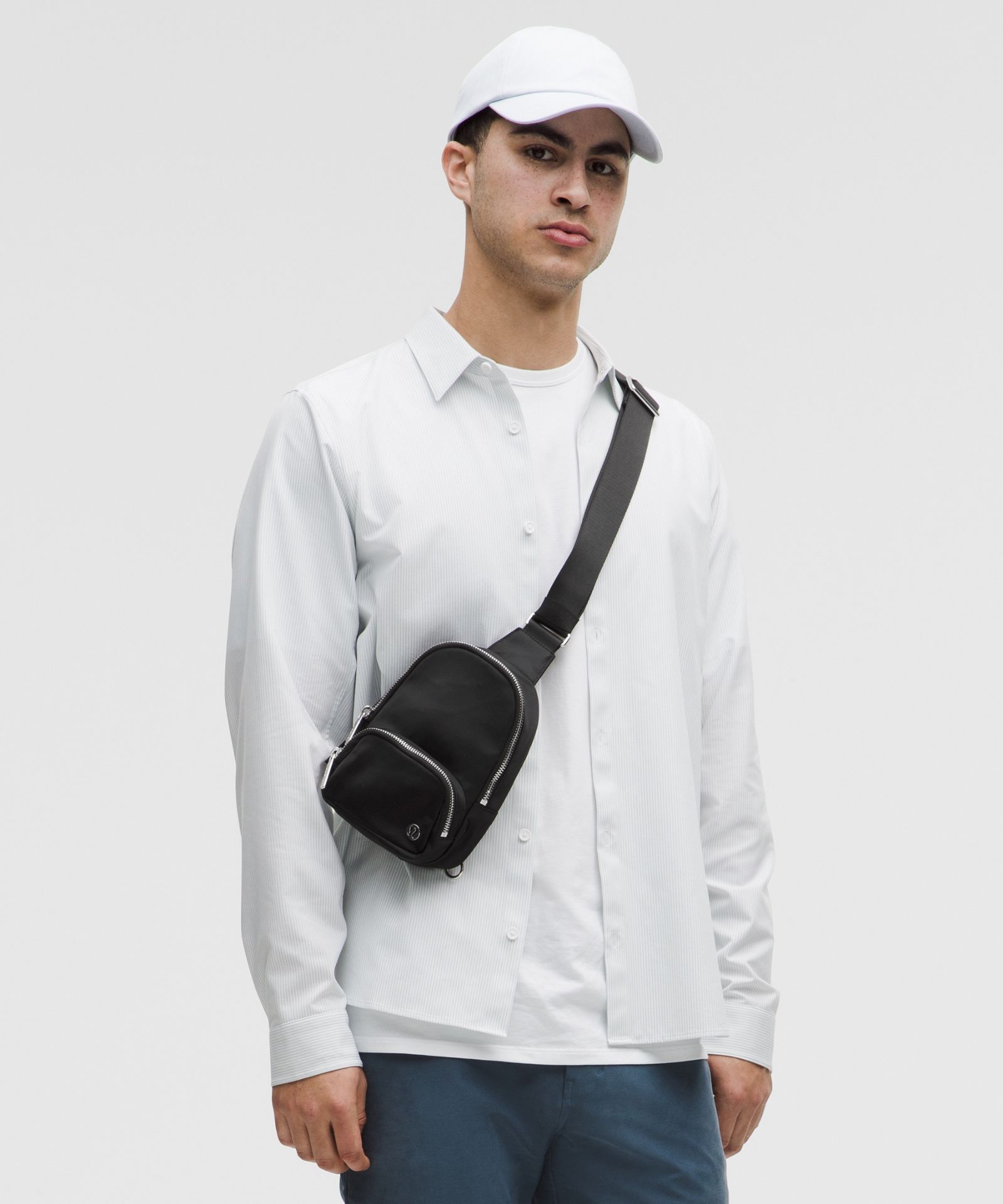 Сумка-слинг Lululemon Everywhere Small 2 л — фото 4