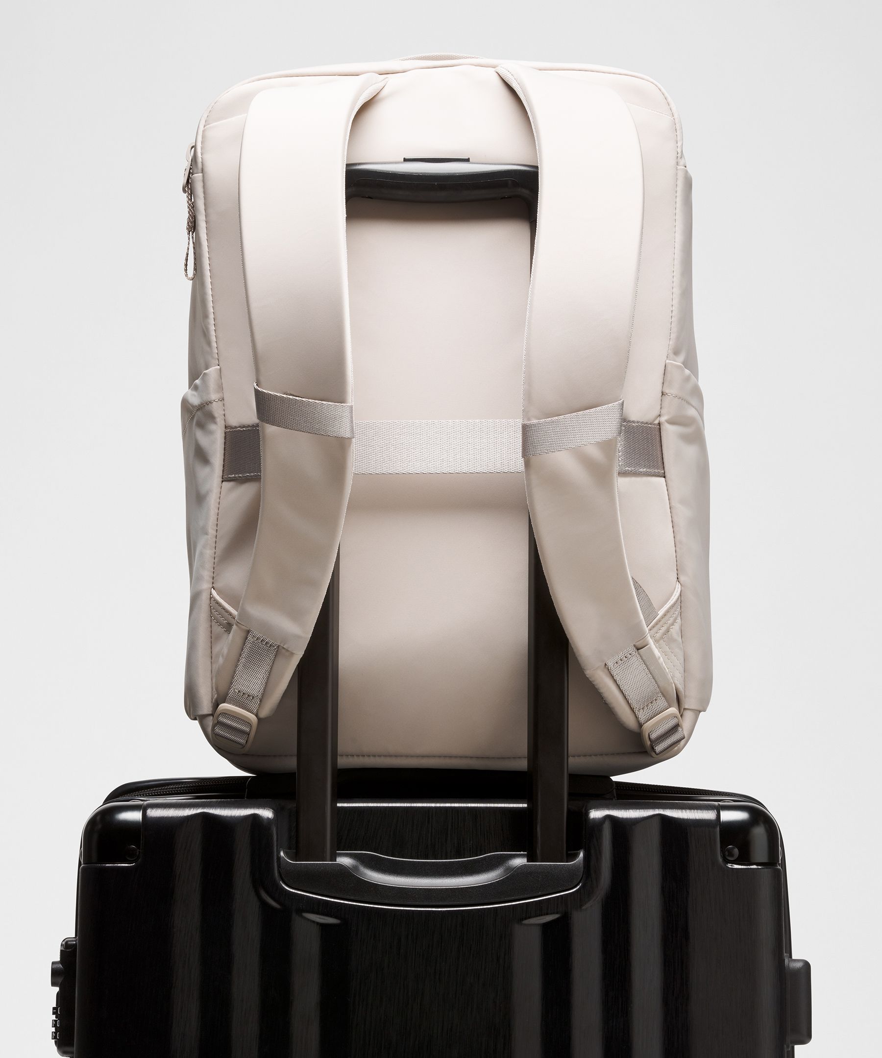Everyday Backpack 21L