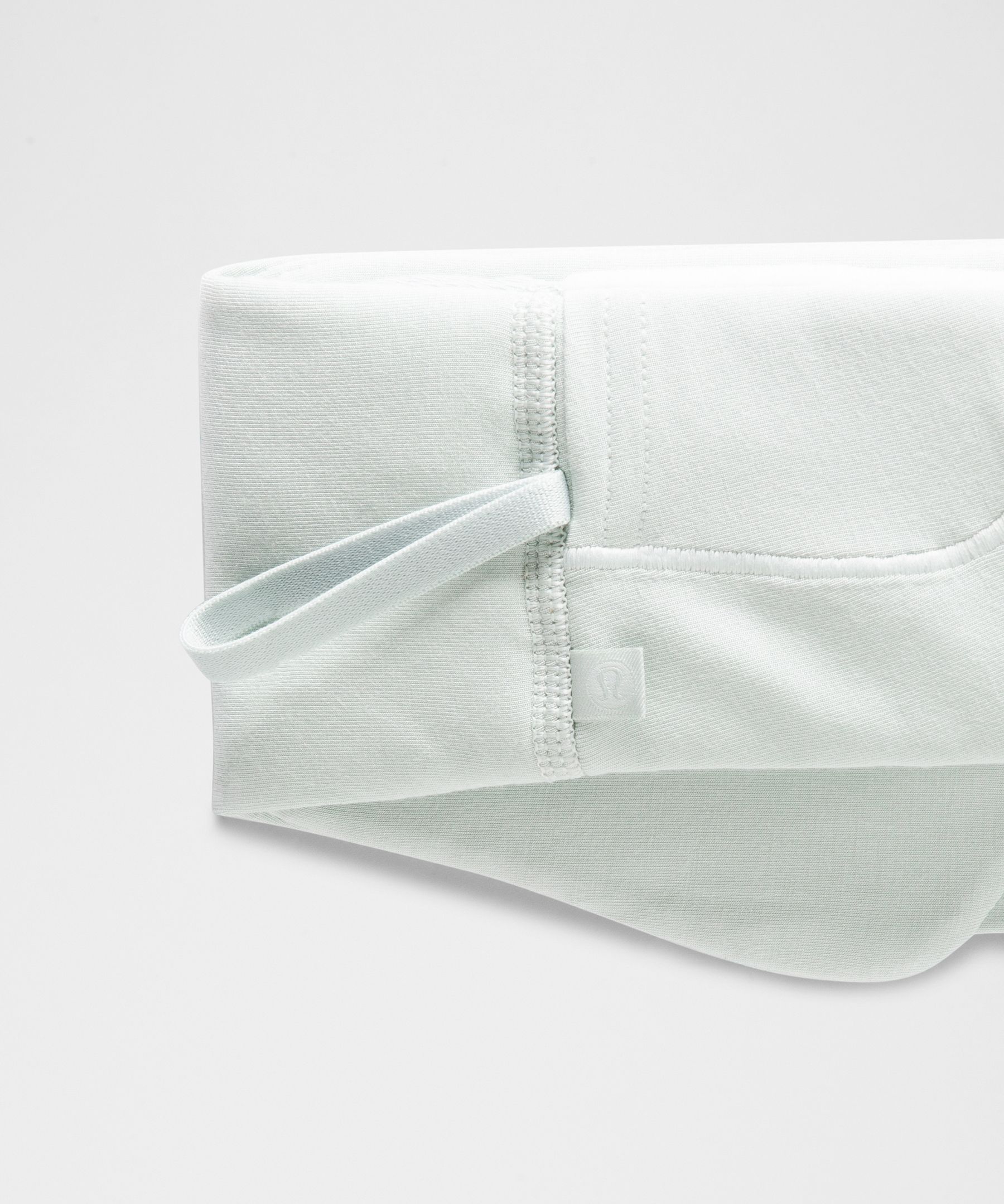 Lululemon Rest And Restore Eye Mask In White