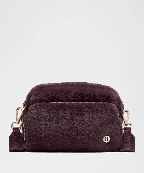 Сумки Lululemon Everywhere Crossbody 2L *Plush Fleece
