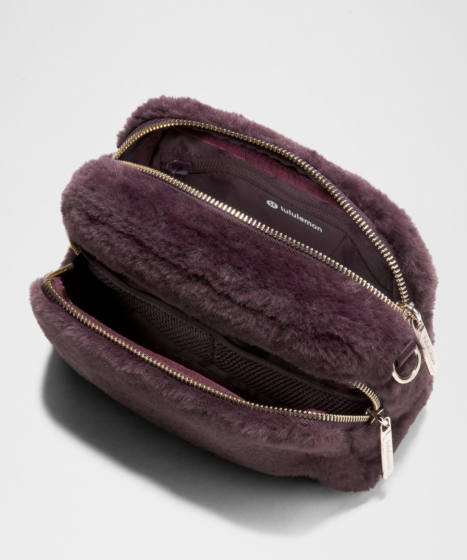 Сумки Lululemon Everywhere Crossbody 2L *Plush Fleece — фото 4