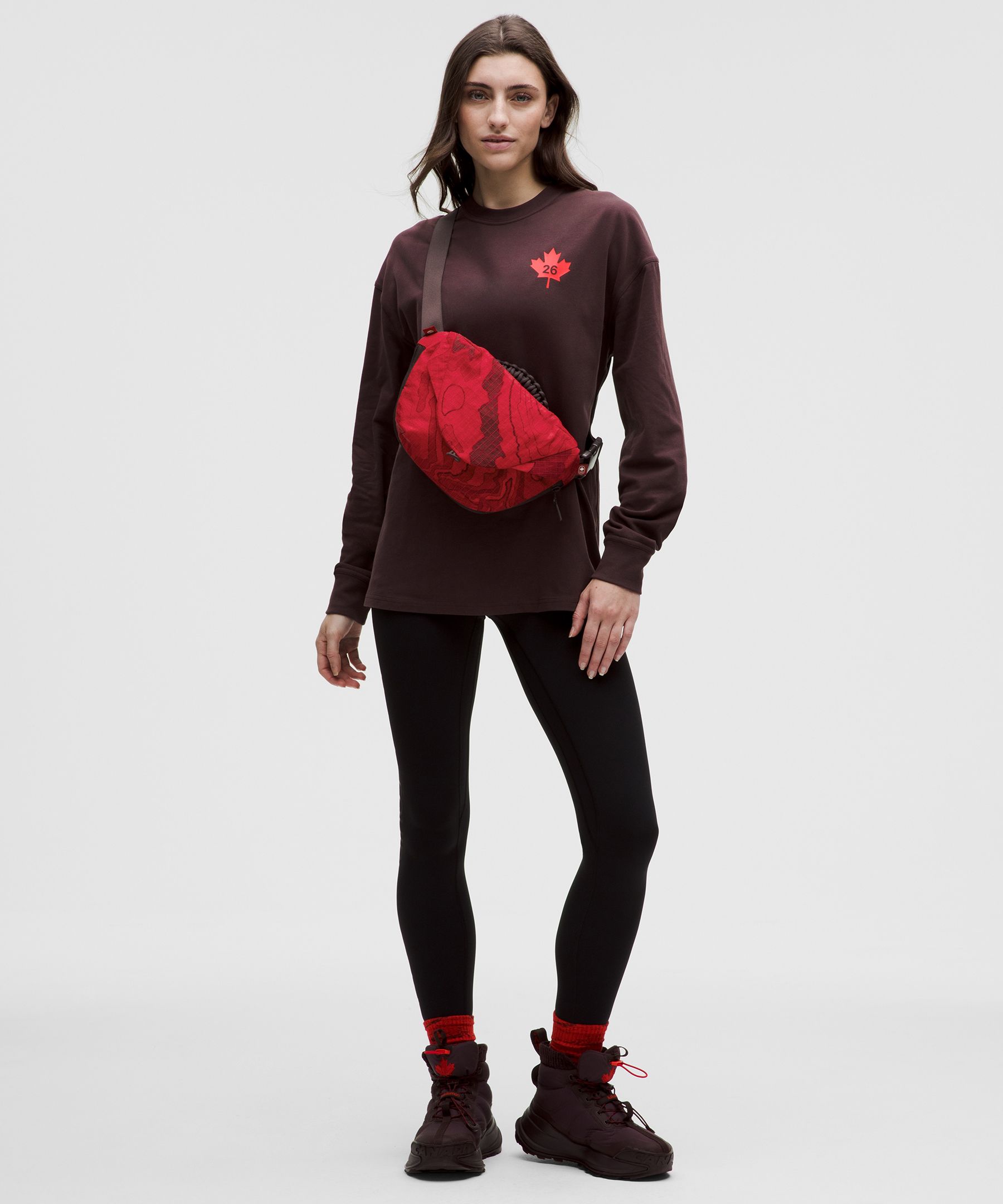 Team Canada Curved Crossbody Bag 3L 