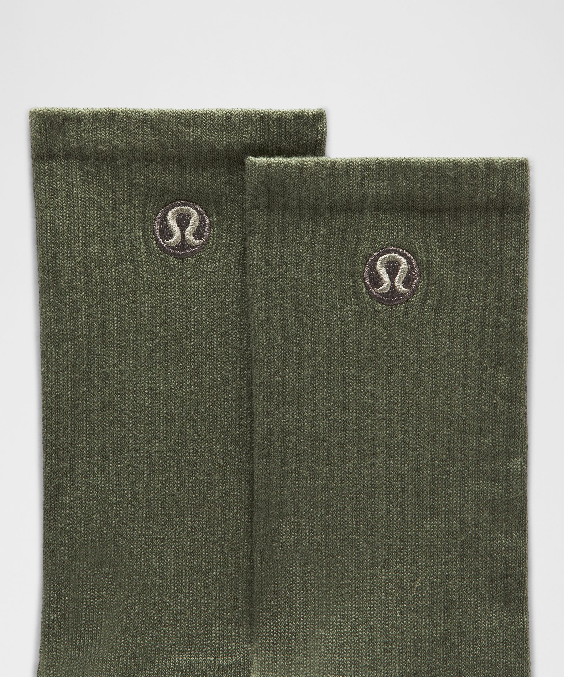 Unisex Daily Essential Crew Socks *3 Pack