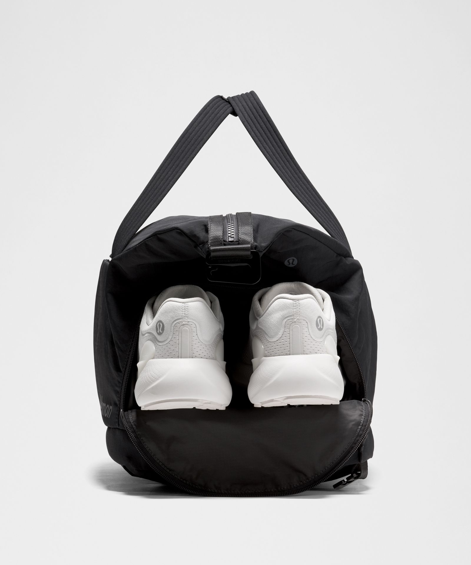 Спортивная сумка Lululemon 3-in-1 Gym Duffle Large 35 л — фото 7