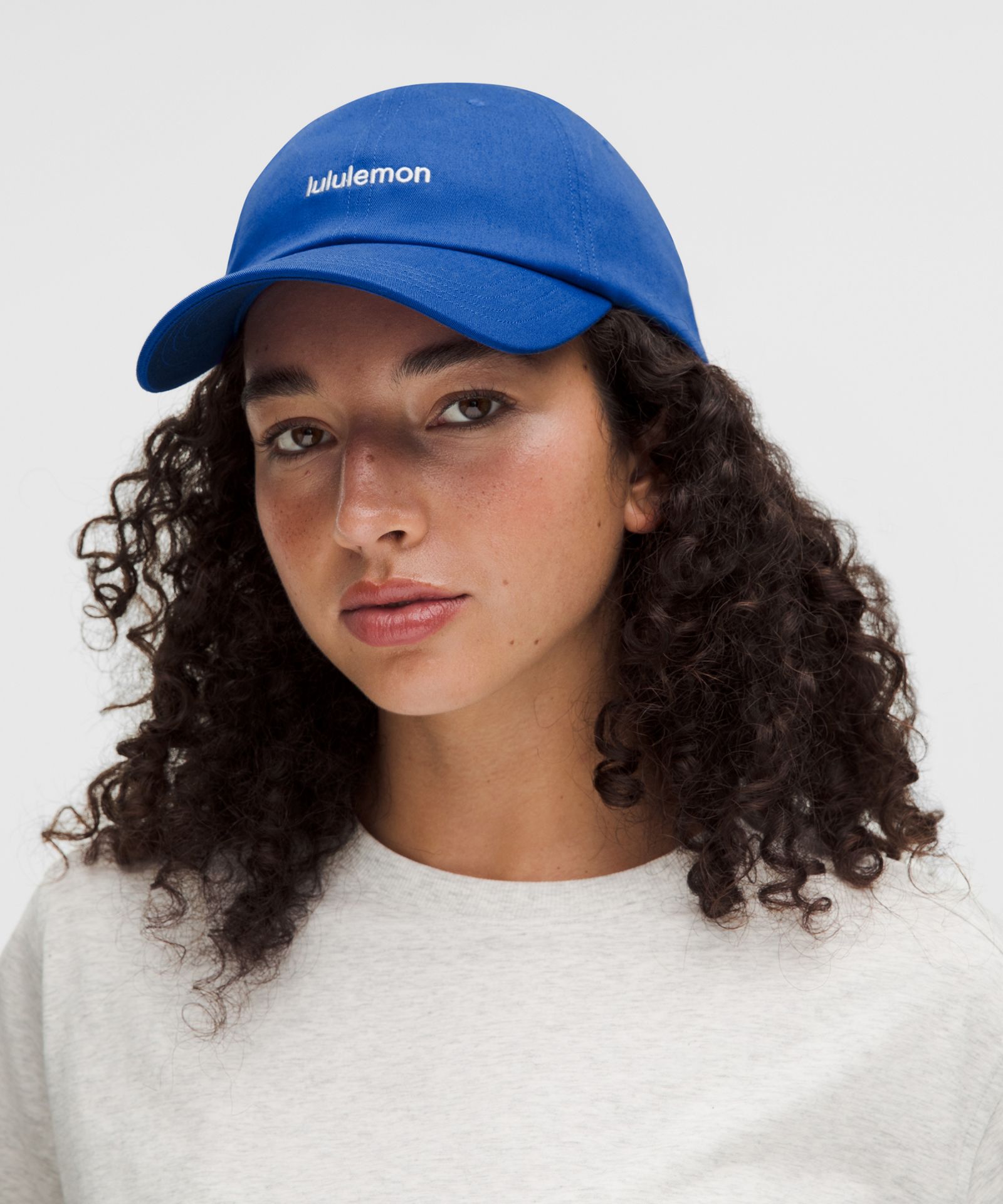 Женская бейсболка Lululemon Classic Ball Cap — фото 2
