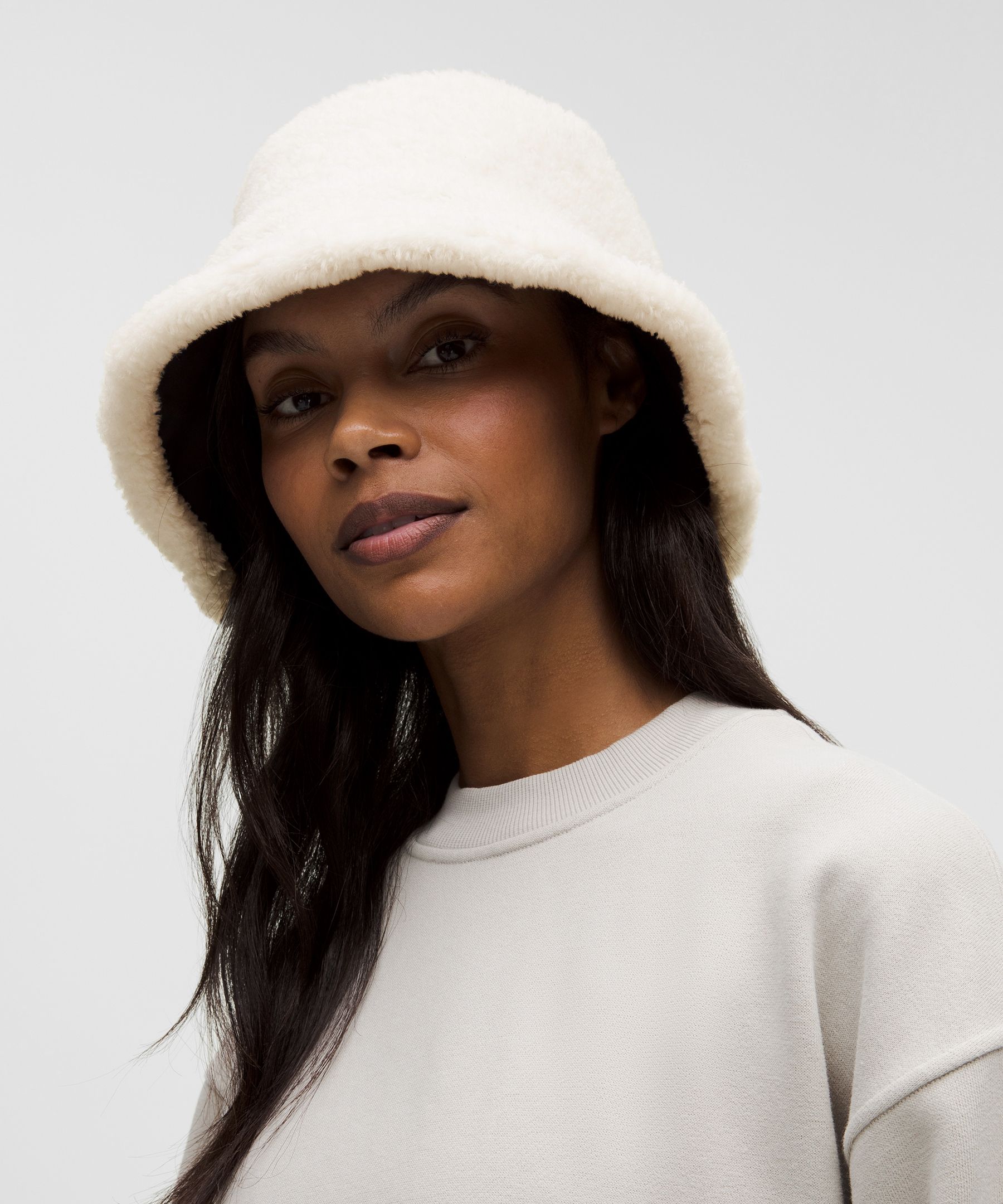 Boucle Fleece Reversible Bucket Hat