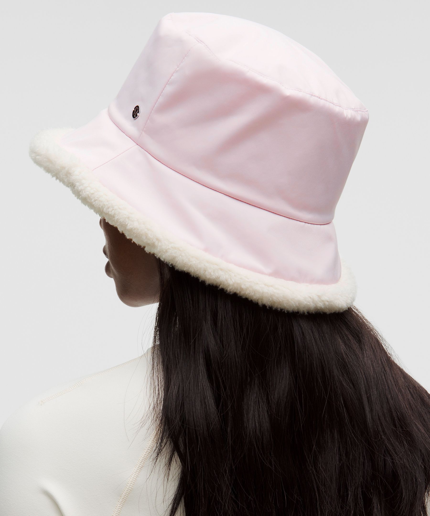 Boucle Fleece Reversible Bucket Hat