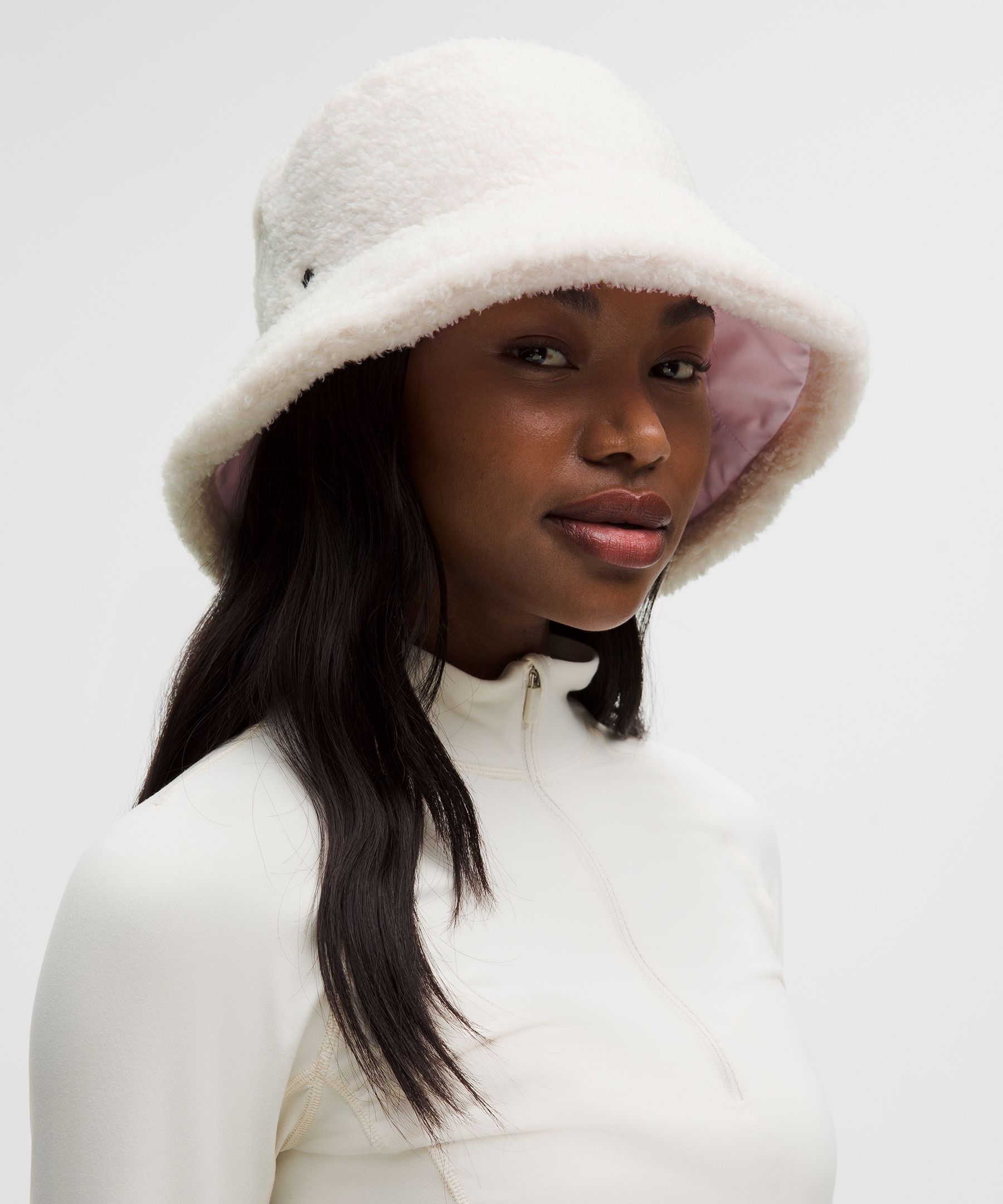 Boucle Fleece Reversible Bucket Hat