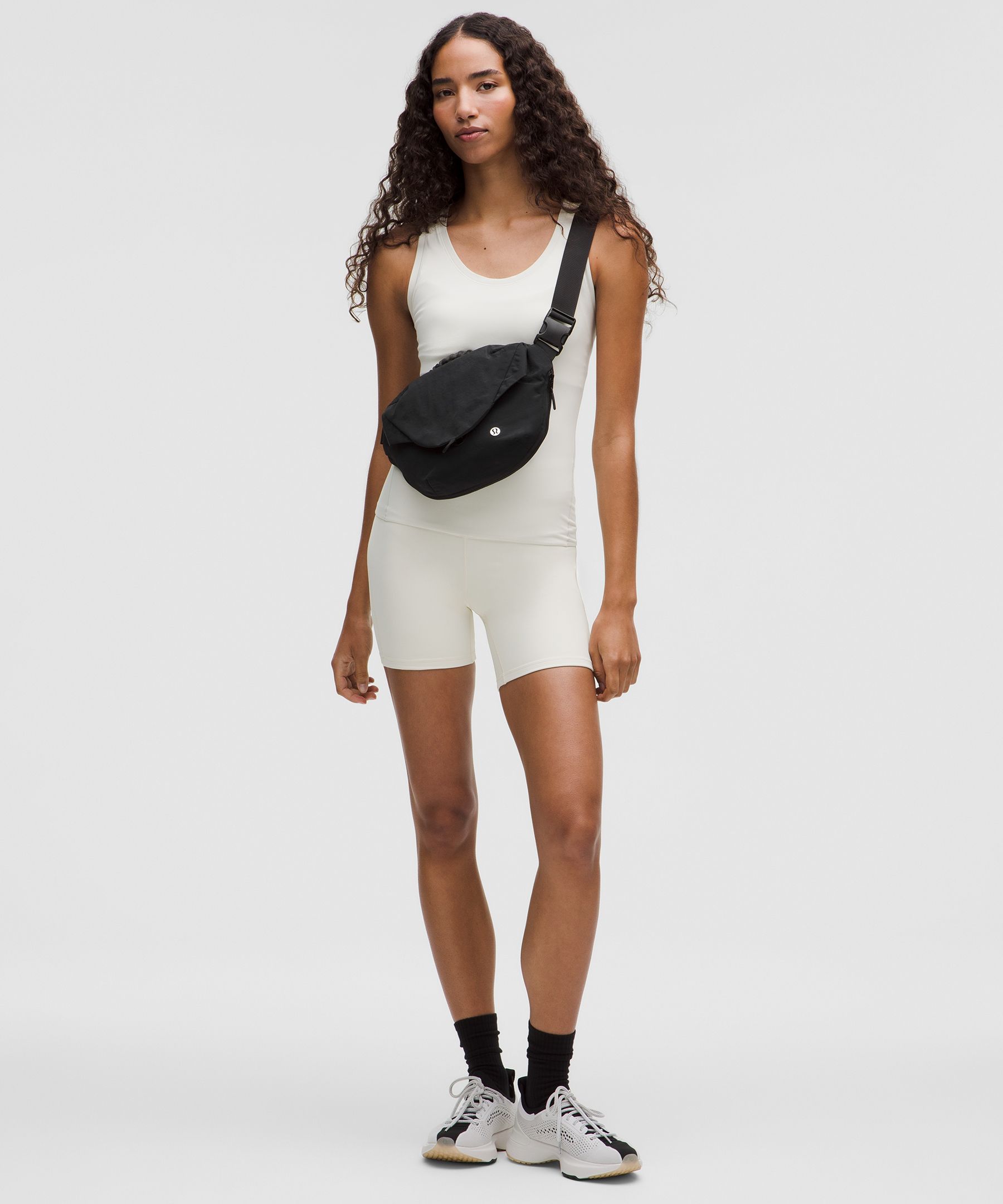 LULULEMON LULULEMON - CURVED CROSSBODY BAG WITH TOP HANDLE 3L - BLACK,NEUTRAL 