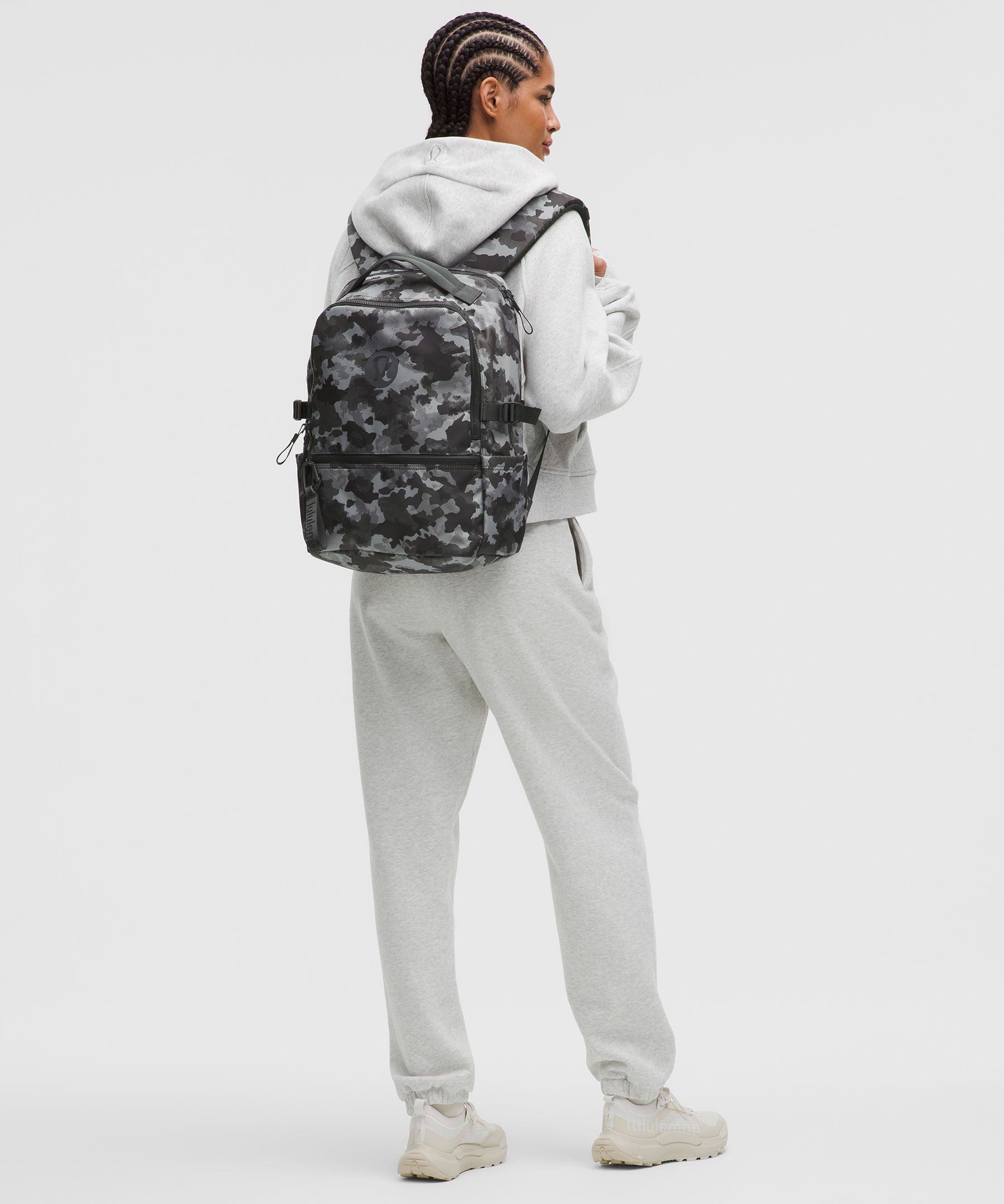 New Crew Backpack 22L