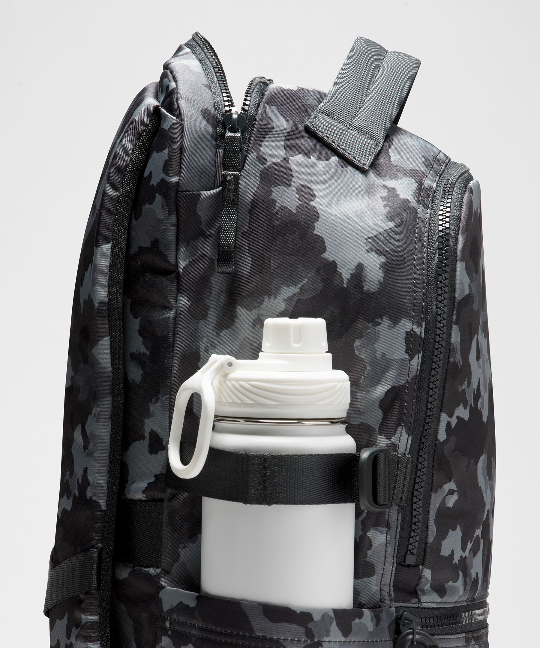 New Crew Backpack 22L | Men's Bags,Purses,Wallets
