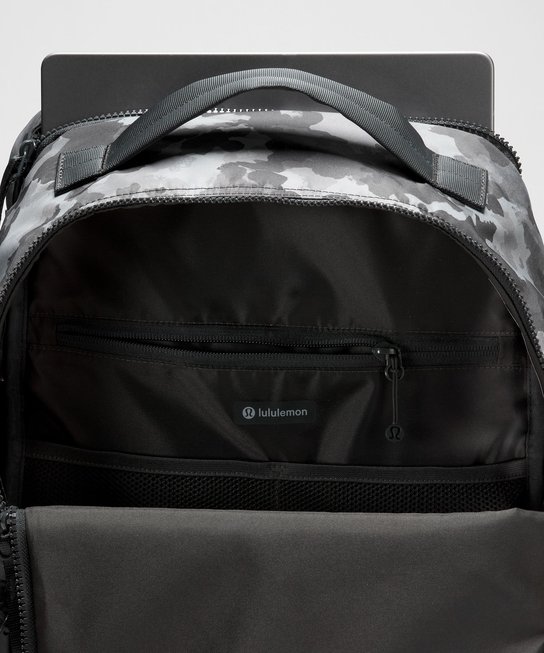 New Crew Backpack 22L | Men's Bags,Purses,Wallets