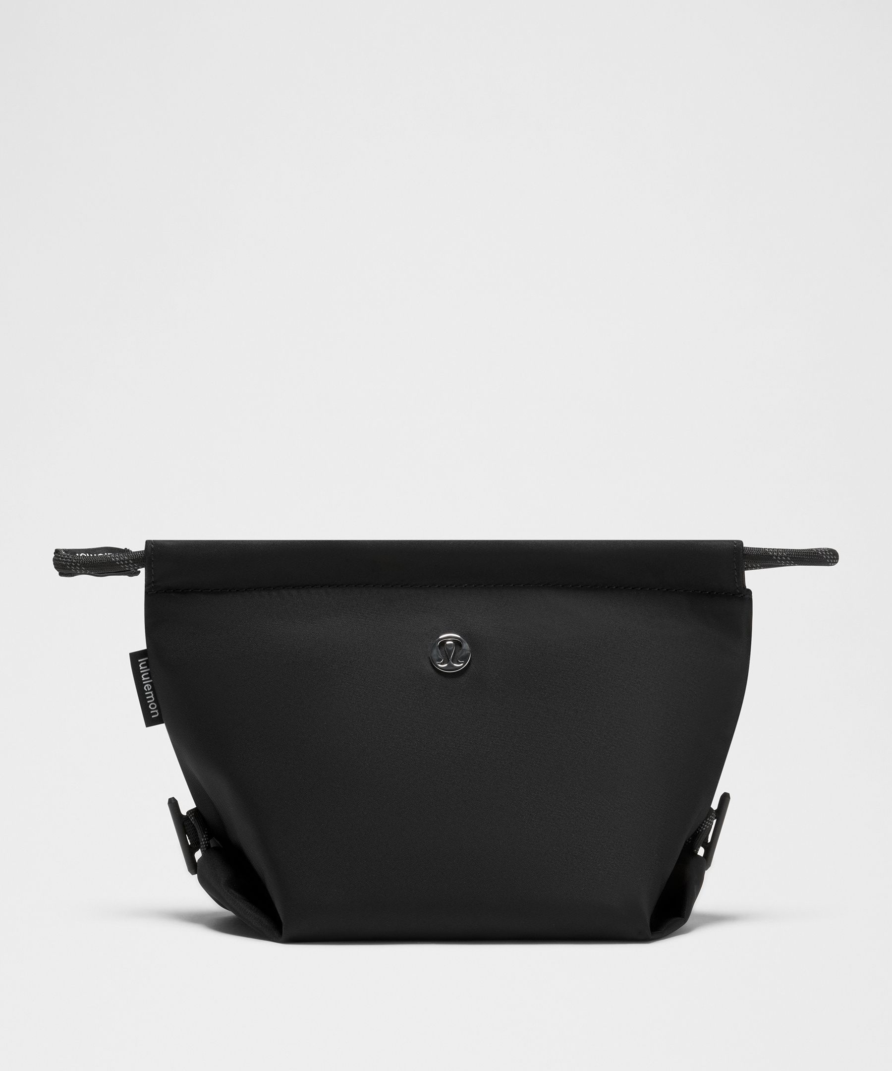lululemon – Convertible Pouch Bag Mini – Color Black