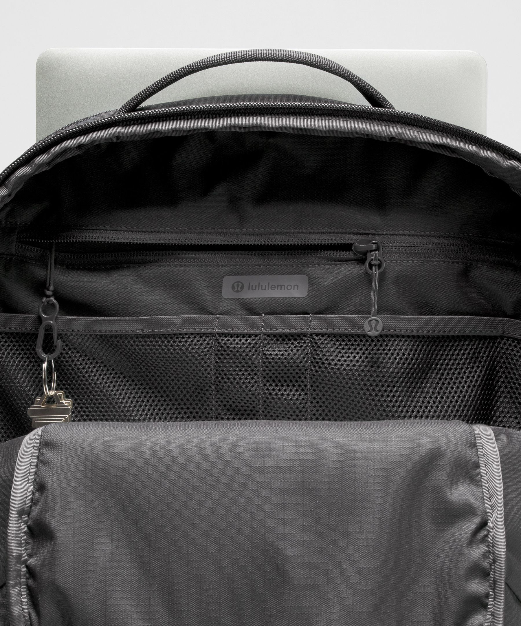 Scuba Backpack 32L *Paracord