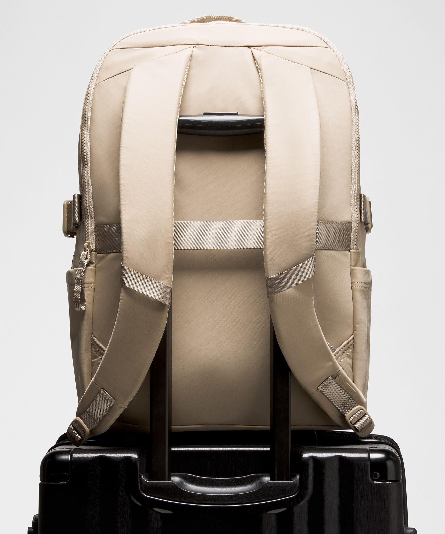 New Crew Backpack Large 30L