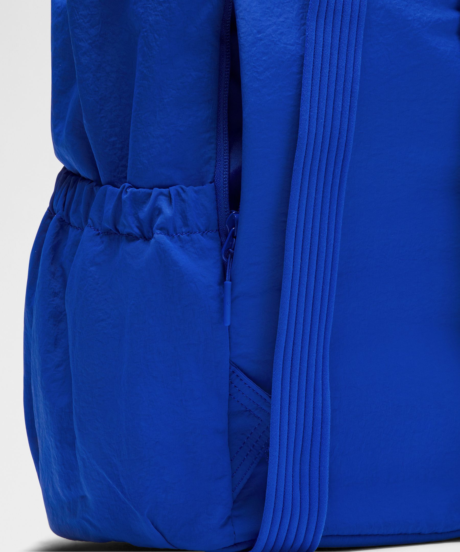 2-in-1 Drawstring Bucket Bag