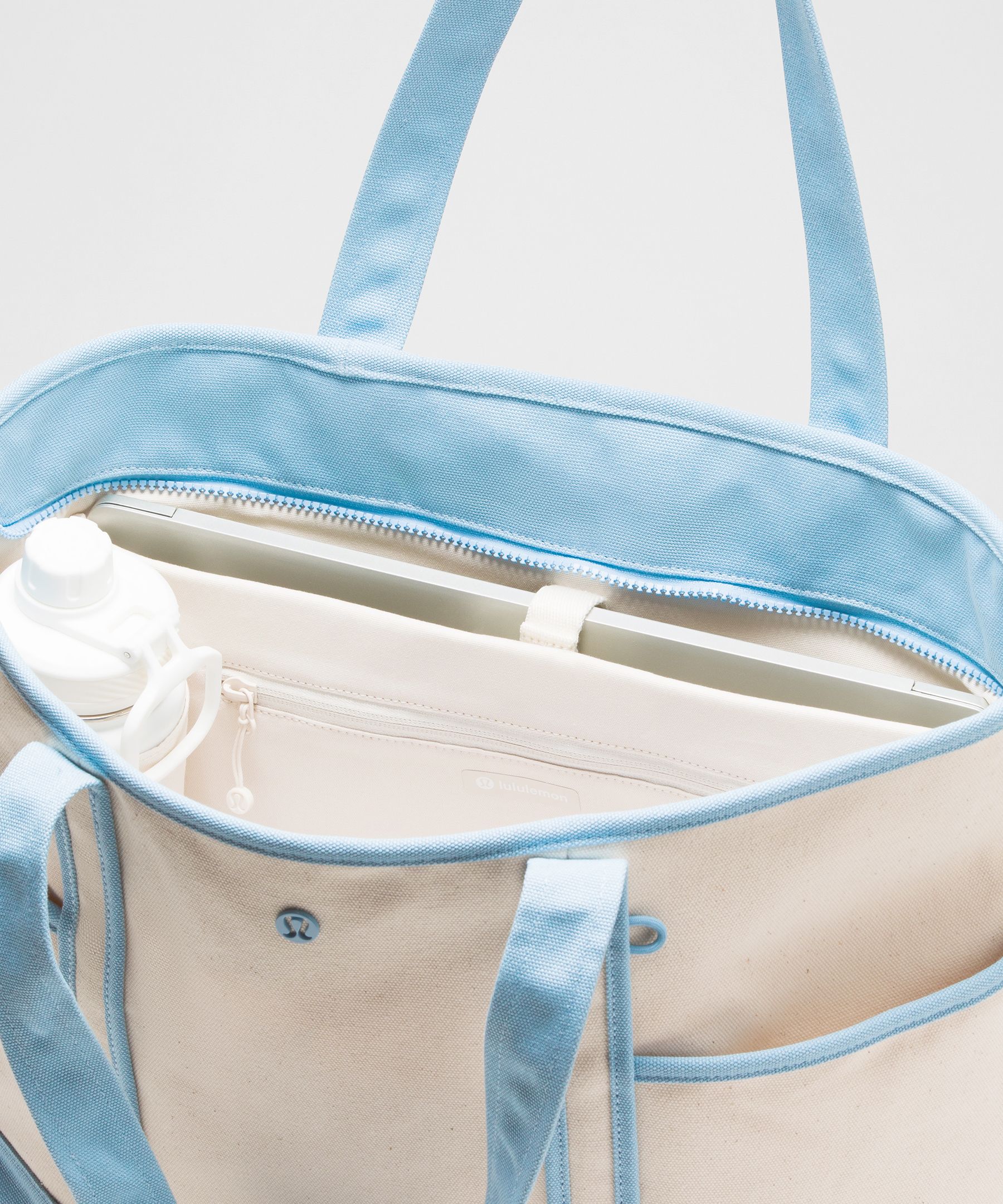 Daily Multi-Pocket Zip-Top Tote Bag 18L